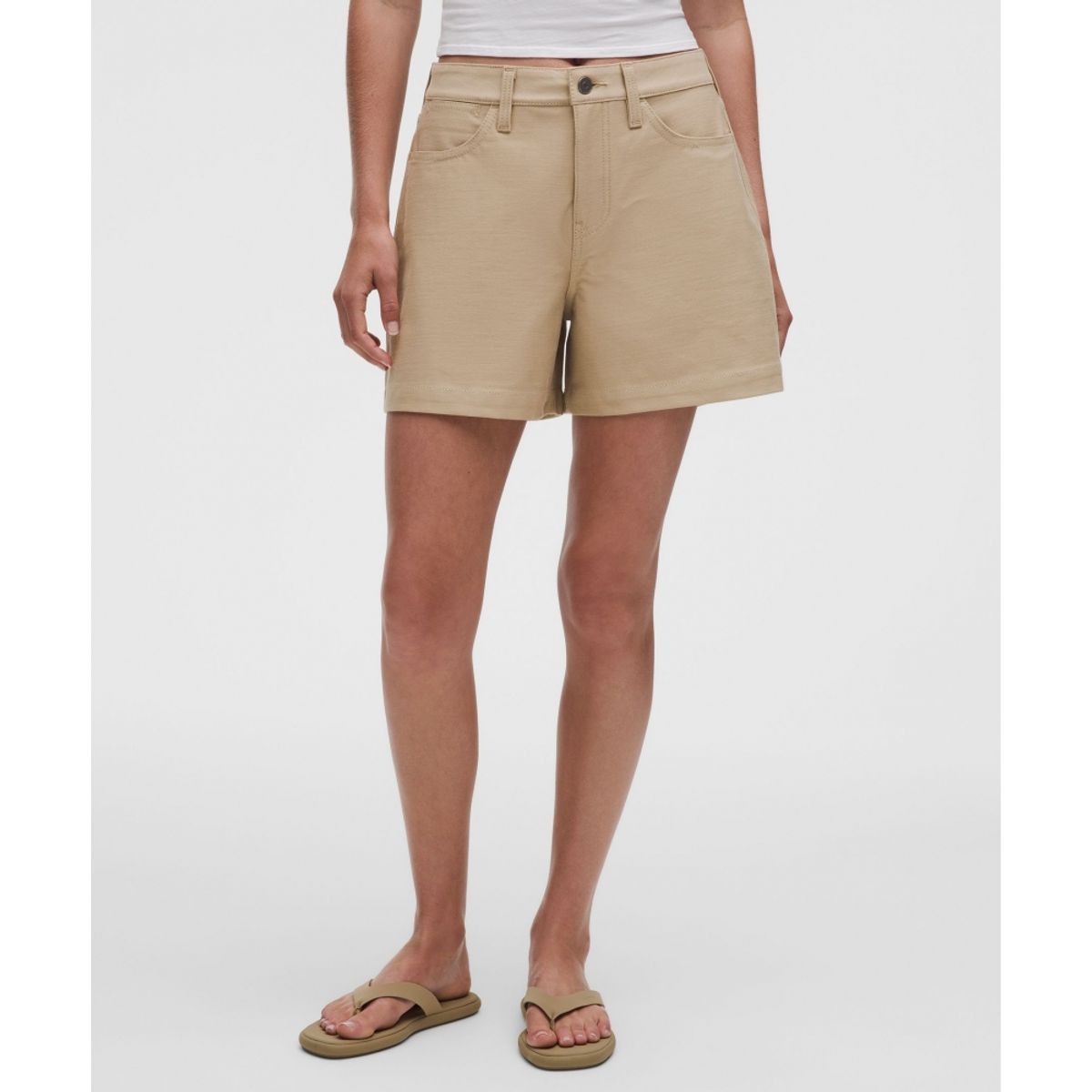 룰루레몬(LULULEMON) 이지파이브 미드라이즈 쇼츠 4.5inch  WKKI