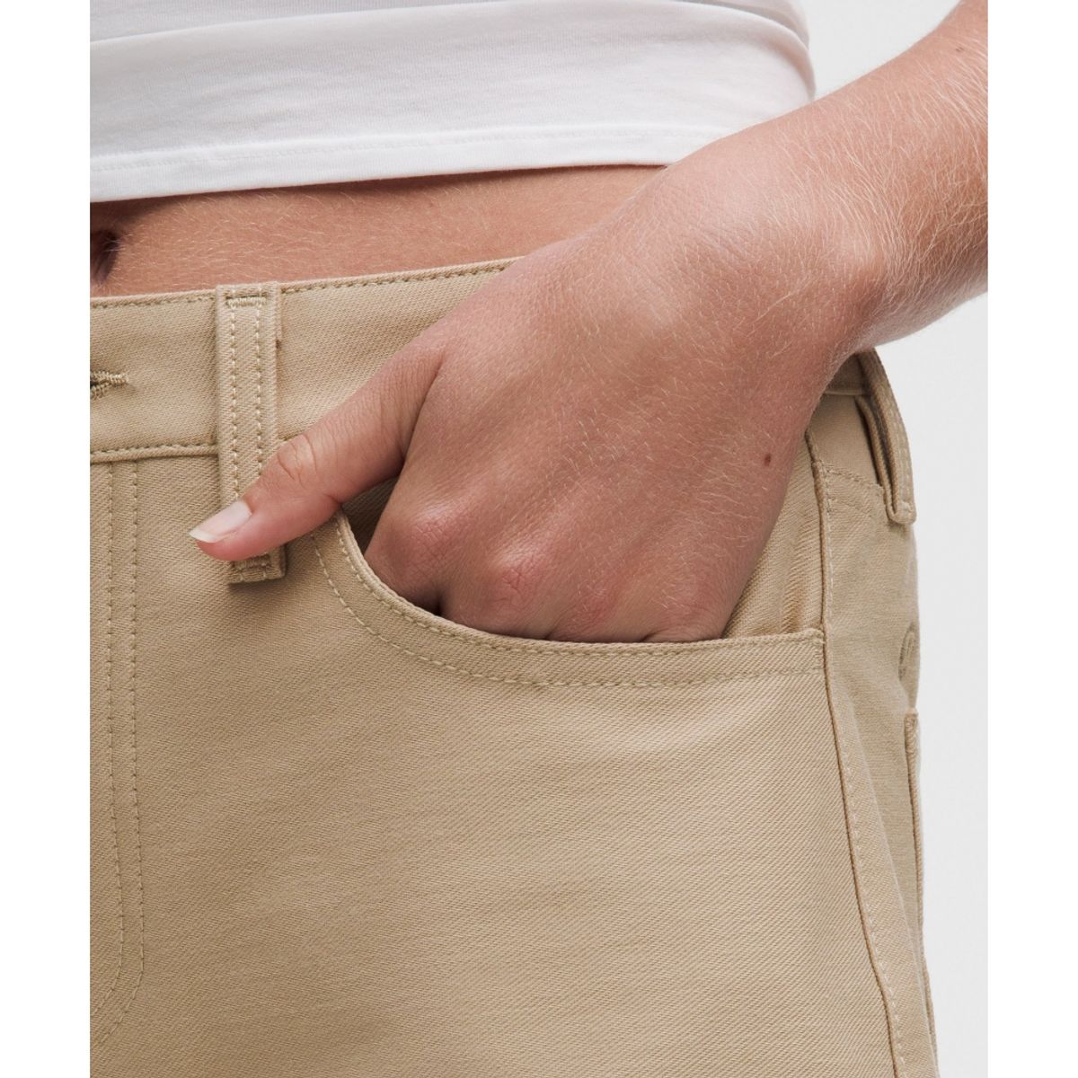 룰루레몬(LULULEMON) 이지파이브 미드라이즈 쇼츠 4.5inch  WKKI