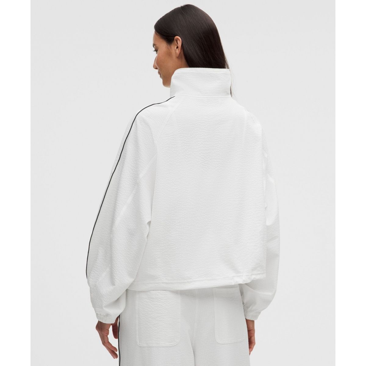 룰루레몬(LULULEMON) 시어서커 WovenAir 퍼넬넥 하프집  WHWH