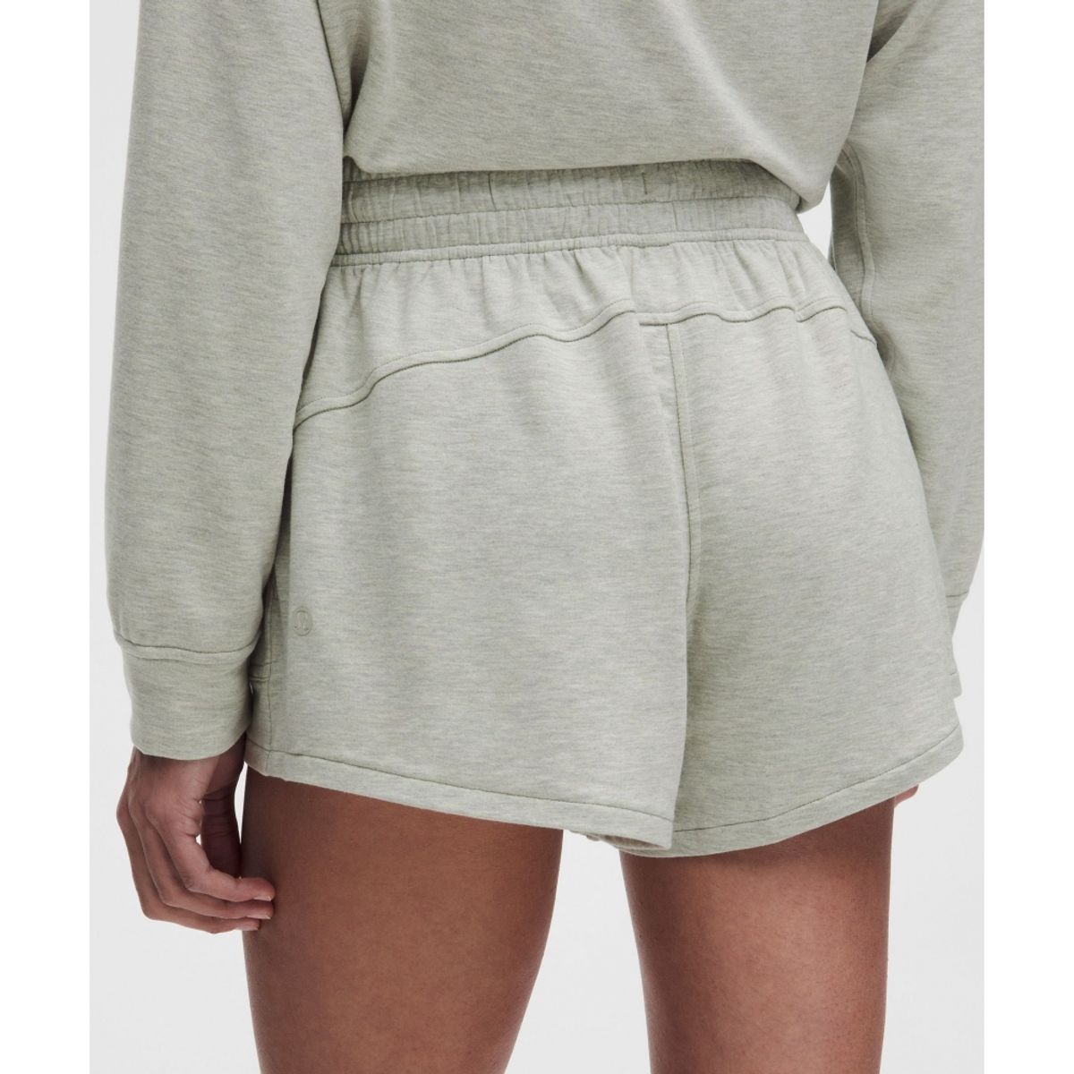 룰루레몬(LULULEMON) 비캄 미드라이즈 쇼츠 3inch *업데이트 패브릭  MADW