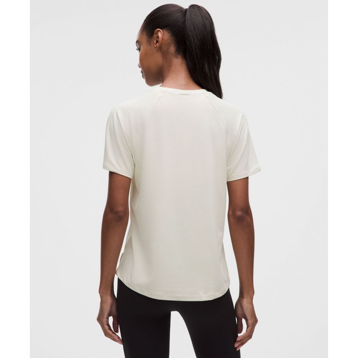 룰루레몬(LULULEMON) 라이선스 투 트레인 클래식 핏 티셔츠  LTIV WHT