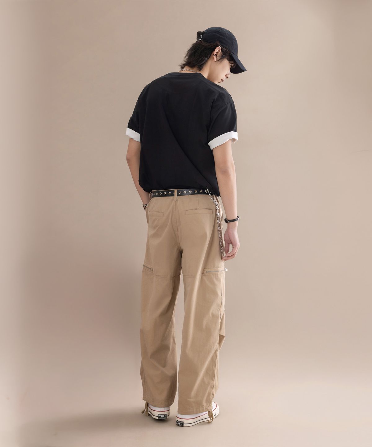 컨버스(CONVERSE) 소로나 프루트 그래픽 티셔츠 블랙 MCK077-023