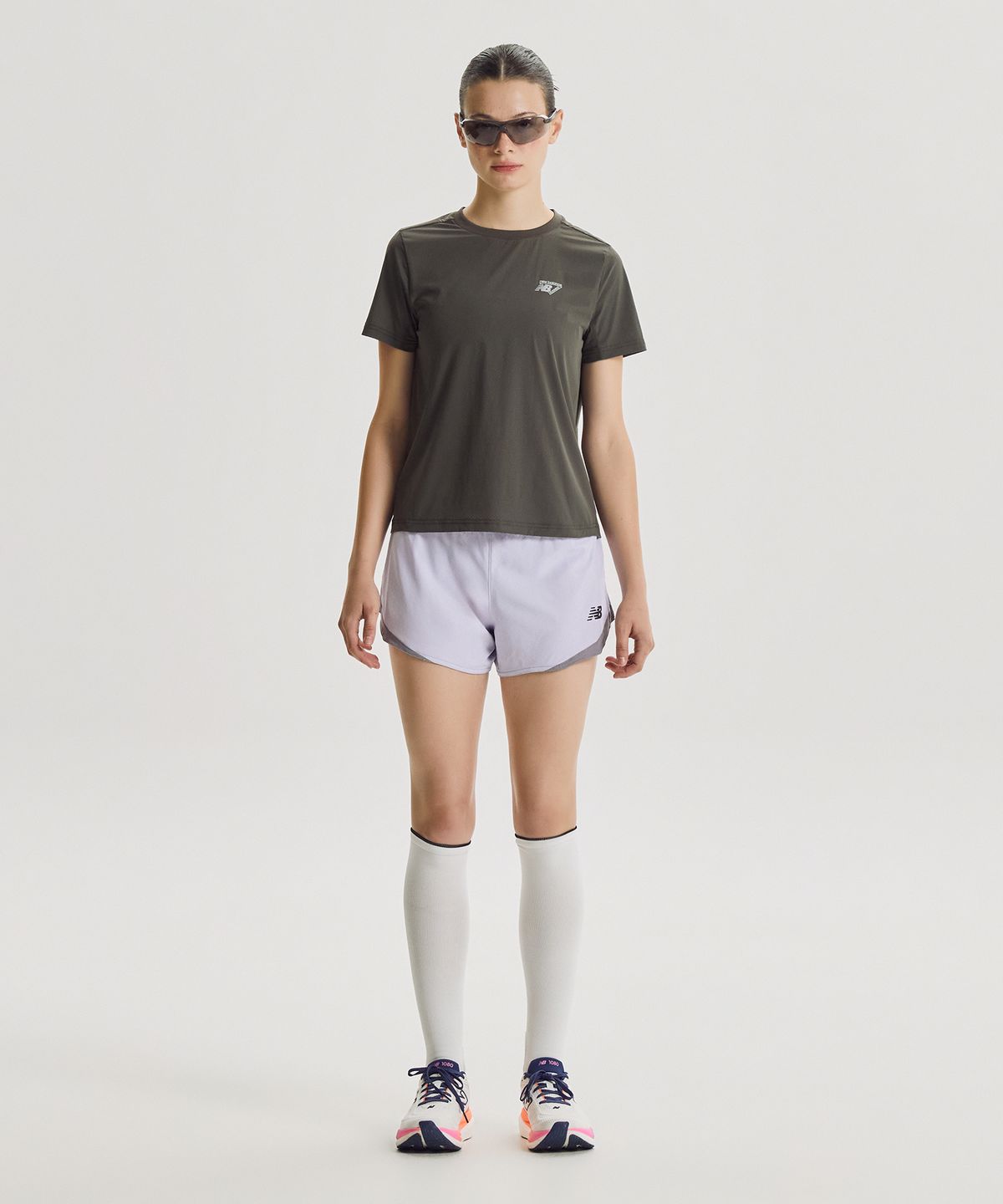 뉴발란스(NEW BALANCE) NBNVG36222 / WOMEN RC 에센셜 쇼츠 3인치 (L/PURPLE)