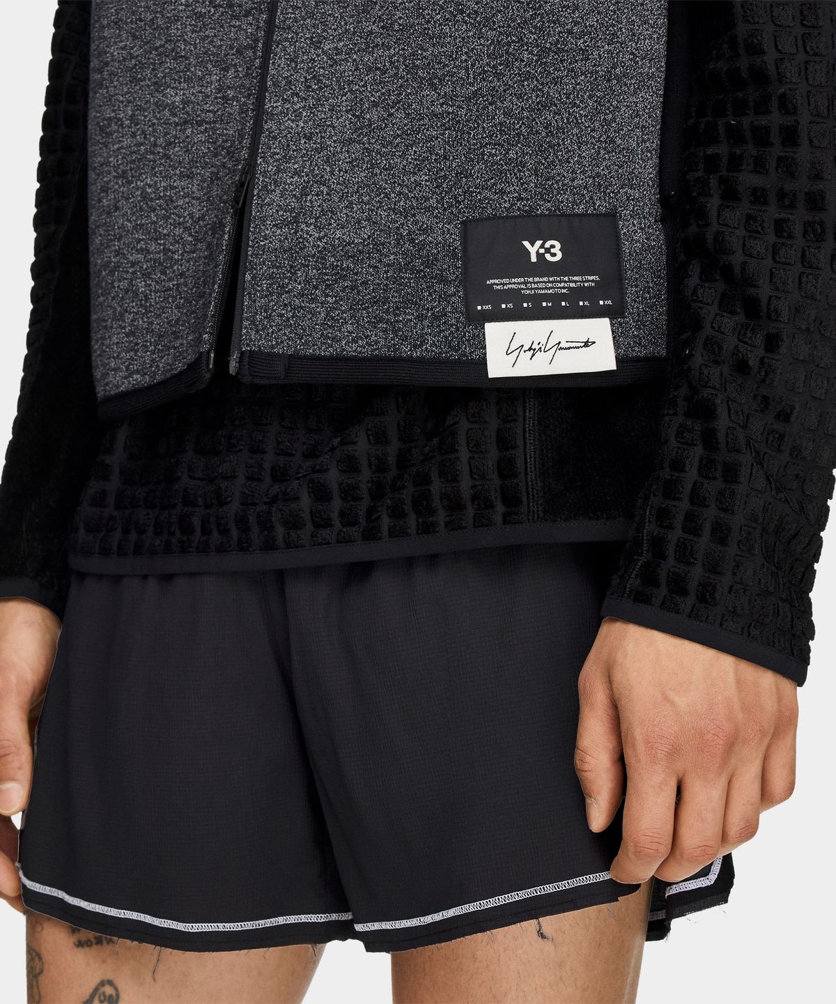 와이쓰리(Y-3) (U) 치토 GFX 러닝 베스트 블랙 M GFX RUN VEST BLACK