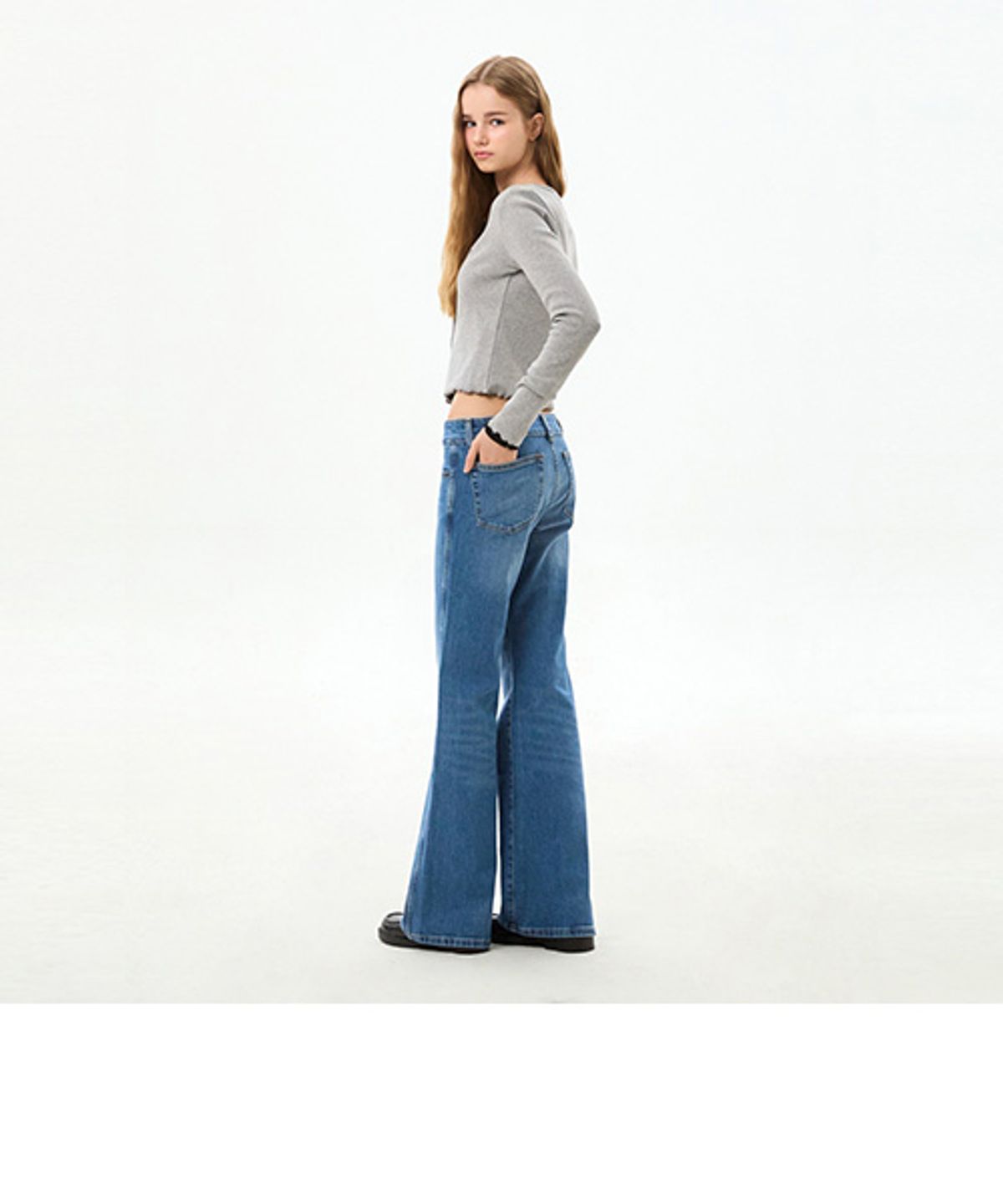 타미진스(TOMMY JEANS) 시아 로우 부츠컷 데님 팬츠 (T32G6NEF58TWT11A5)