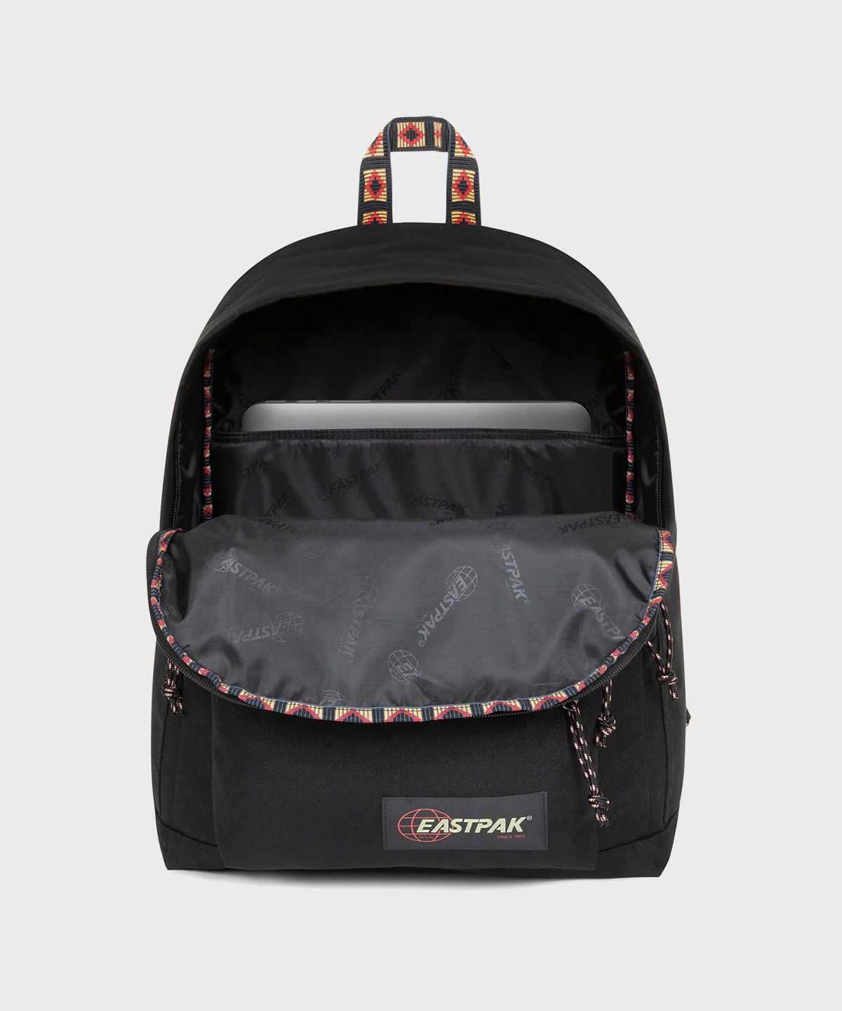 이스트팩(EASTPAK) 키터리파커 Vintage Black