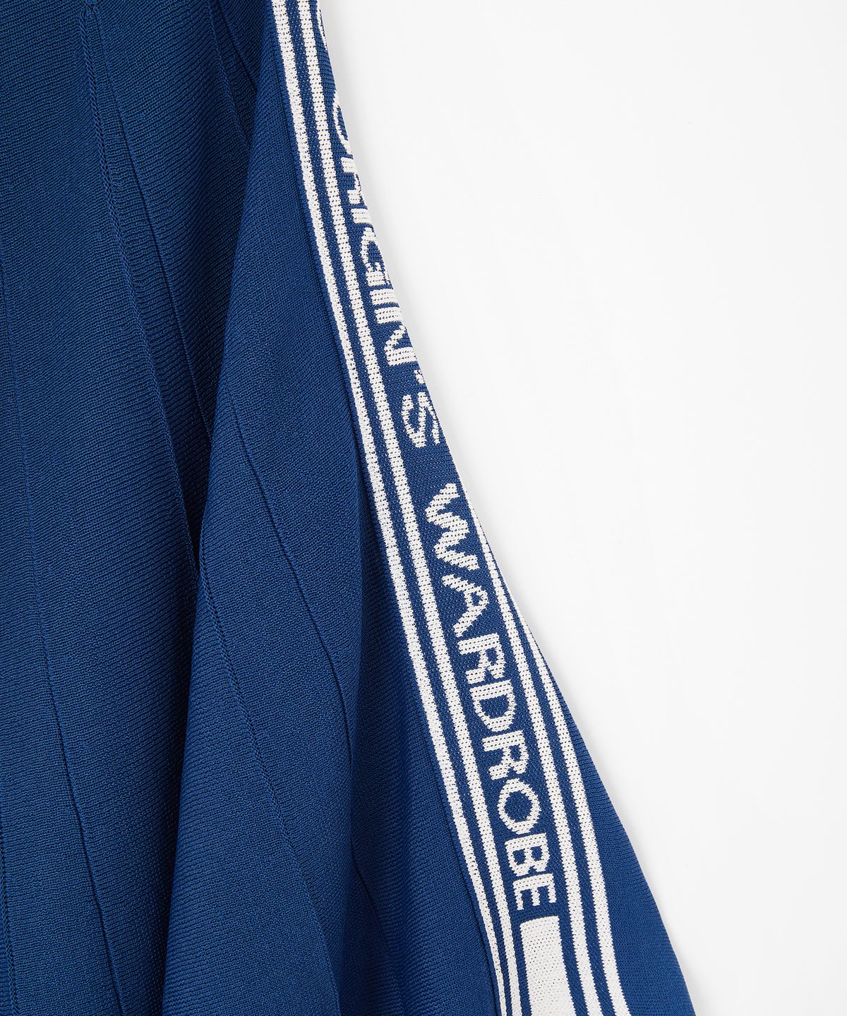 에이오더블유(AOW) HOUNDTOOTH COLLAR KNIT SKIRT