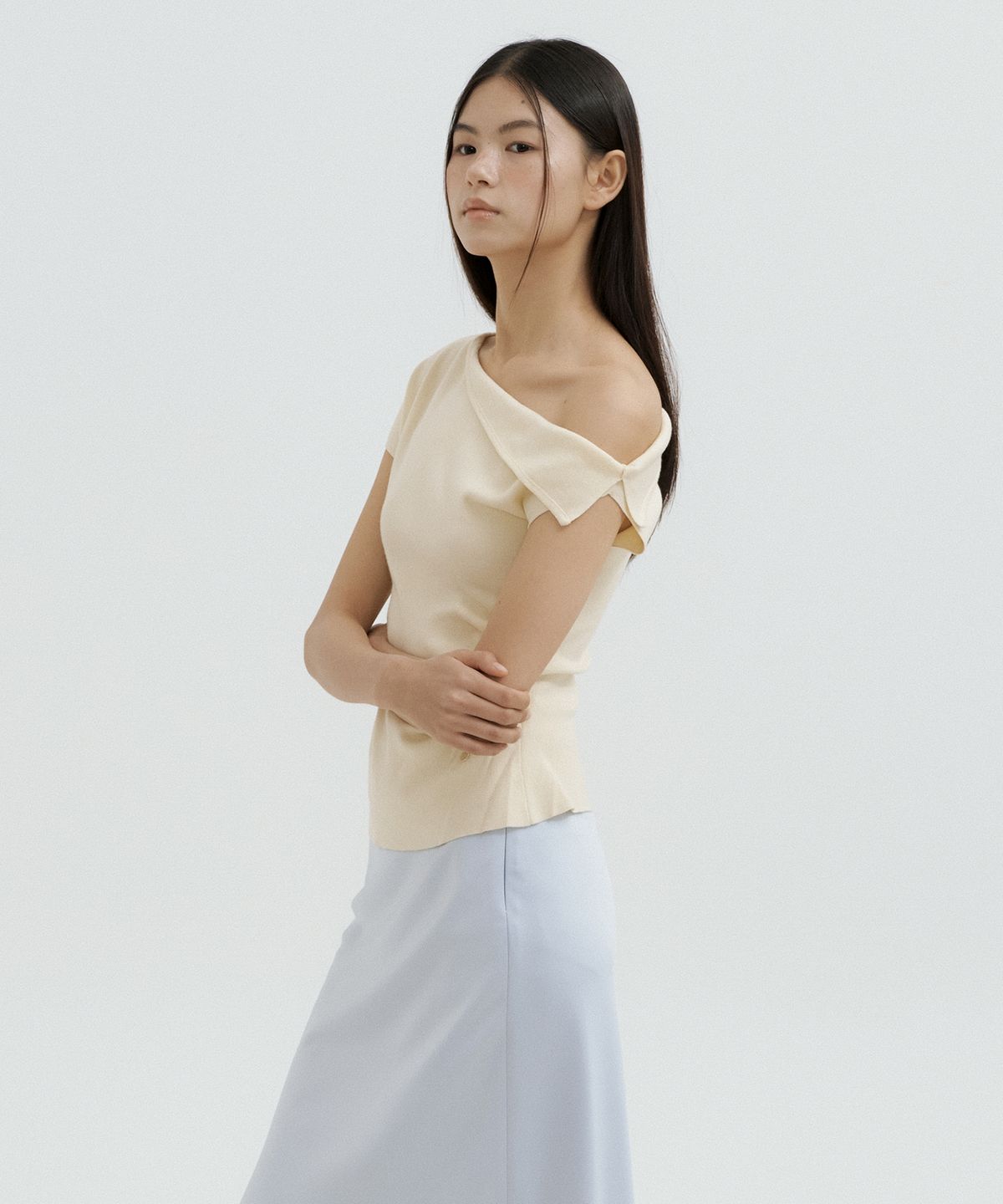 루시르주(LUCIR ZU) Shirring drop sleeveless knit (soft yellow)