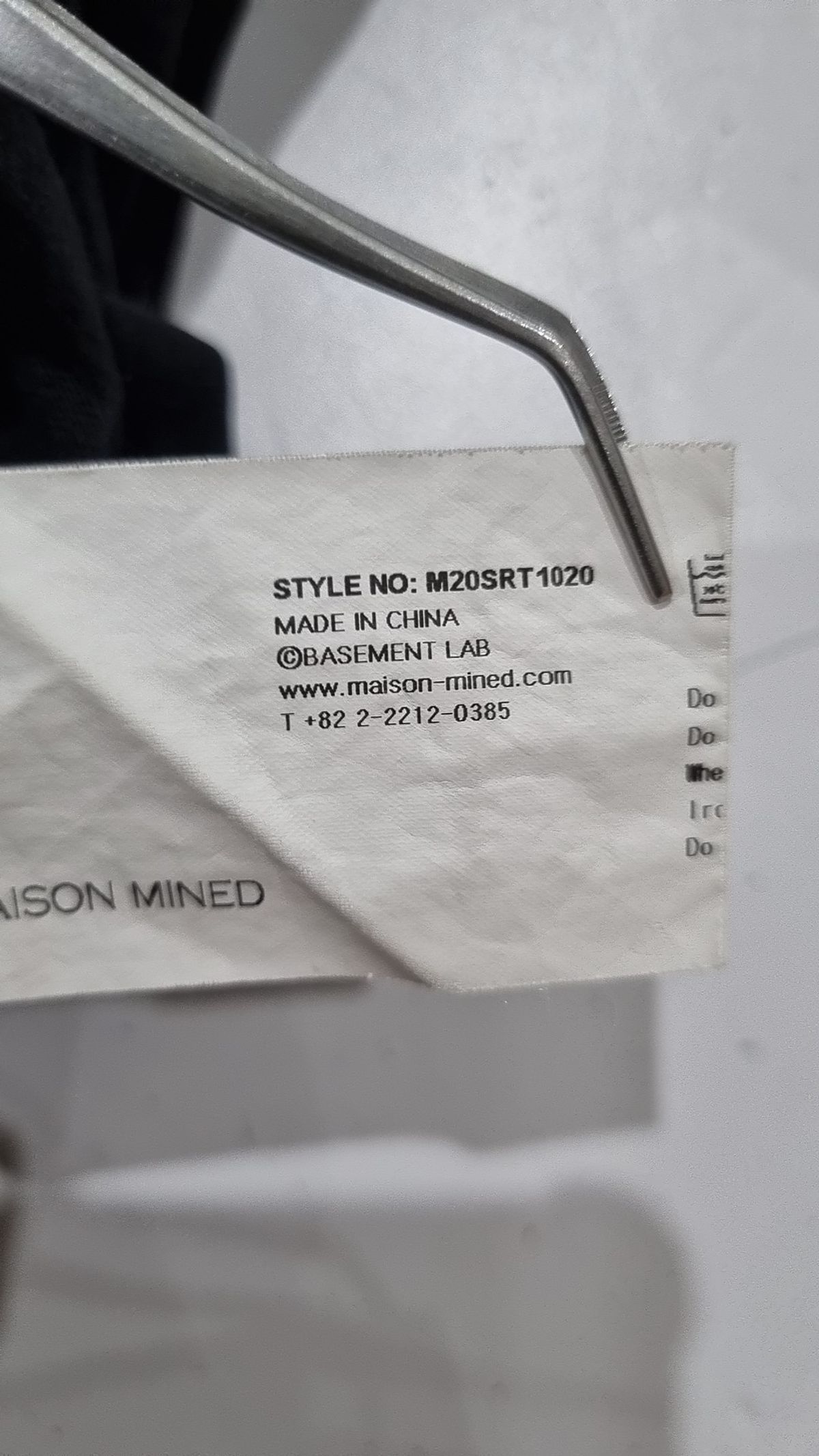 메종미네드(MAISON MINED) SPECIAL PATCH HALF T BLACK M