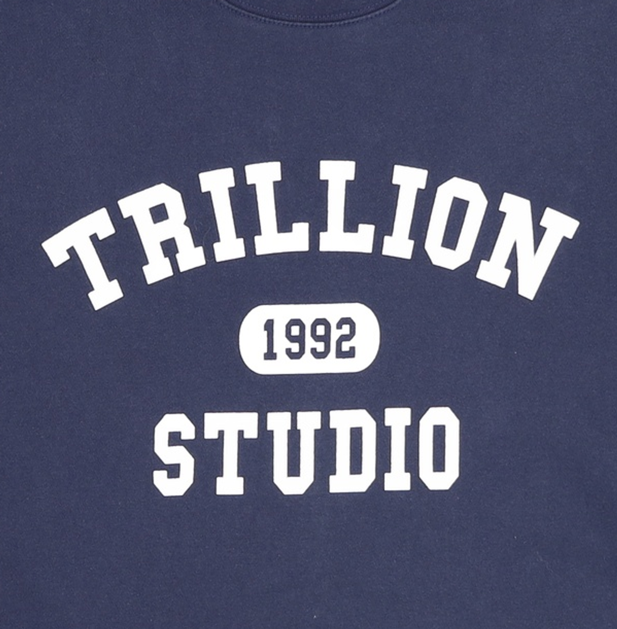 트릴리온(TRILLION) 맨투맨/스웨트셔츠 XL