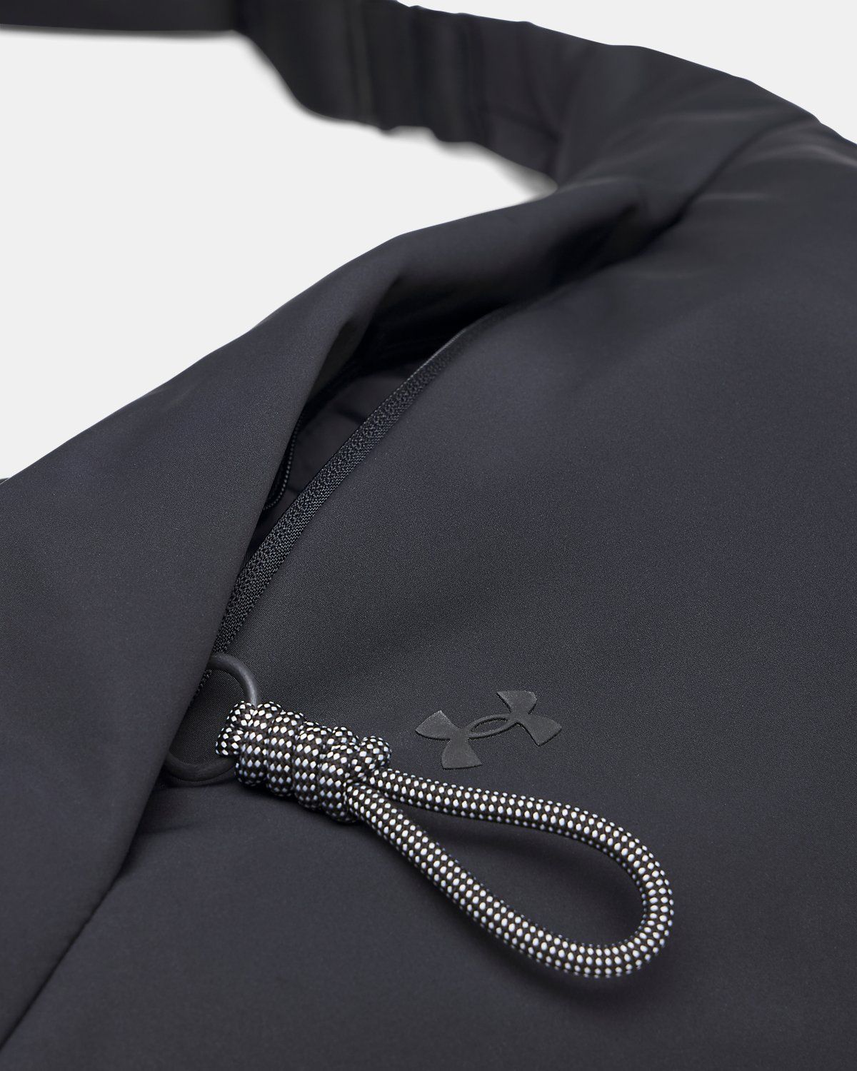 언더아머(UNDERARMOUR) UA 스튜디오 크레센트 스몰6016627-001