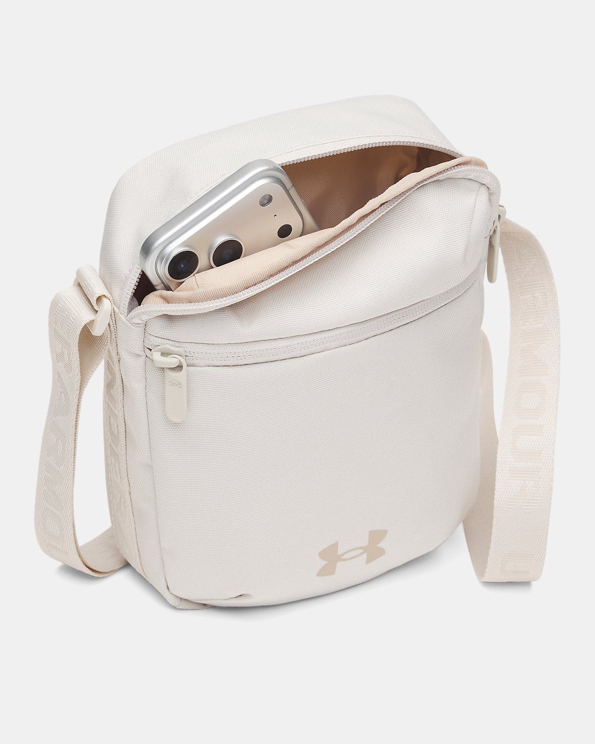 언더아머(UNDERARMOUR) UA 에센셜6011276-135