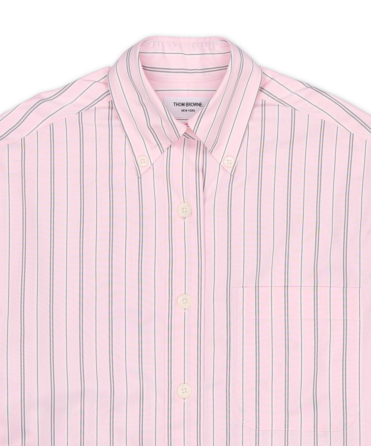 톰 브라운(THOM BROWNE) 와이드 헤어라인 스트라이프 얀 다이드 팝린 셀프 암밴드 오버사이즈 롱슬리브 포인트 칼라 셔츠 - 라이트 핑크 / FLL079OF1223680