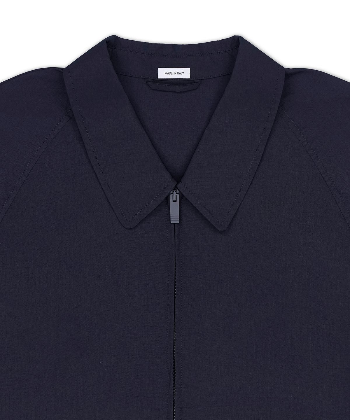 톰 브라운(THOM BROWNE) 샤이니 립스탑 집 프론트 래글런 코치 재킷 - 네이비 / MJO264CF1095415