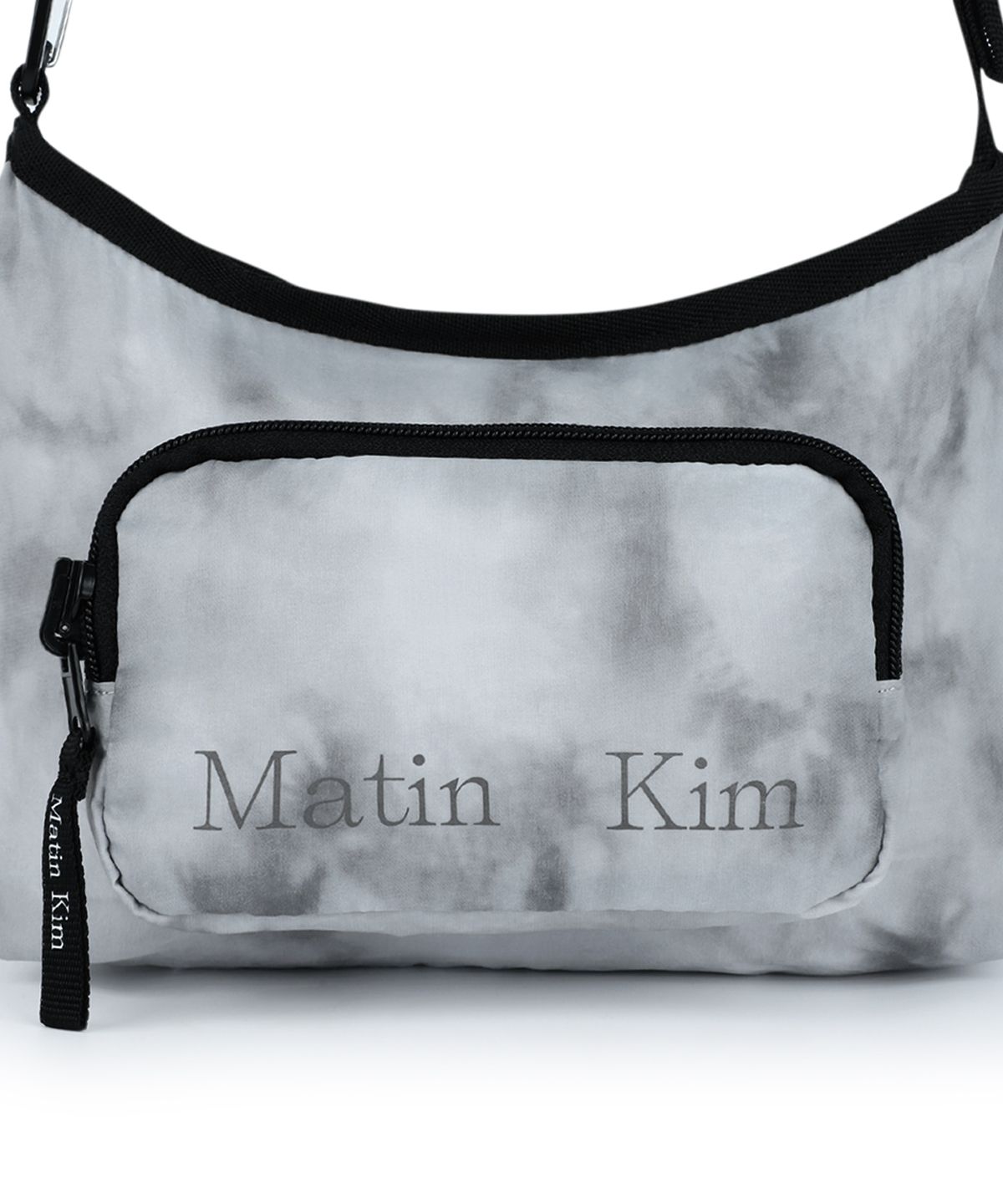 마뗑킴(MATIN KIM) MATIN PACE PACKABLE POCKET BAG IN LIGHT GREY