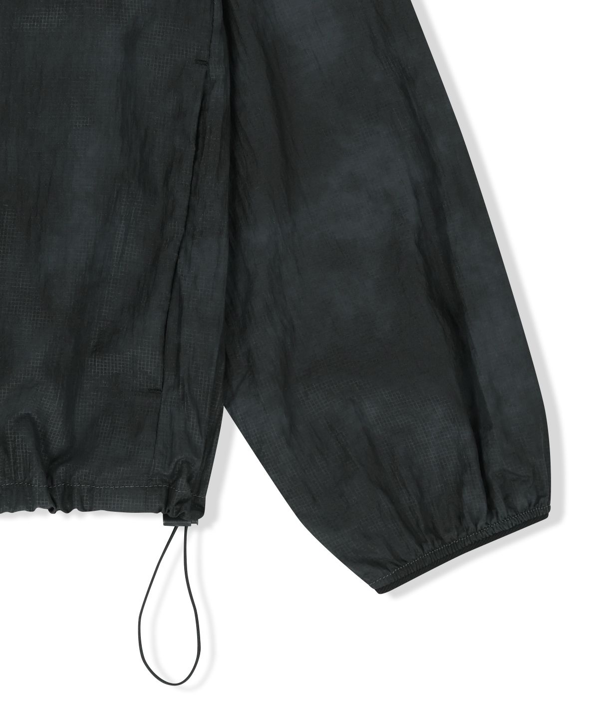 마뗑킴(MATIN KIM) MATIN PACE REFLECTIVE LOGO WINDBREAKER IN BLACK