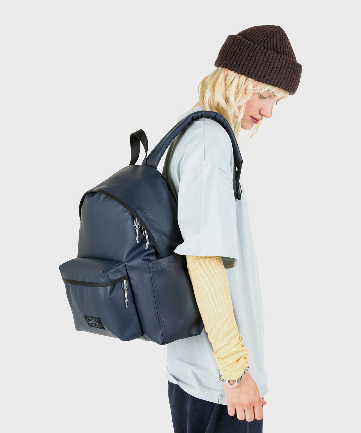 이스트팩(EASTPAK) 데이파커 Tarp Navy