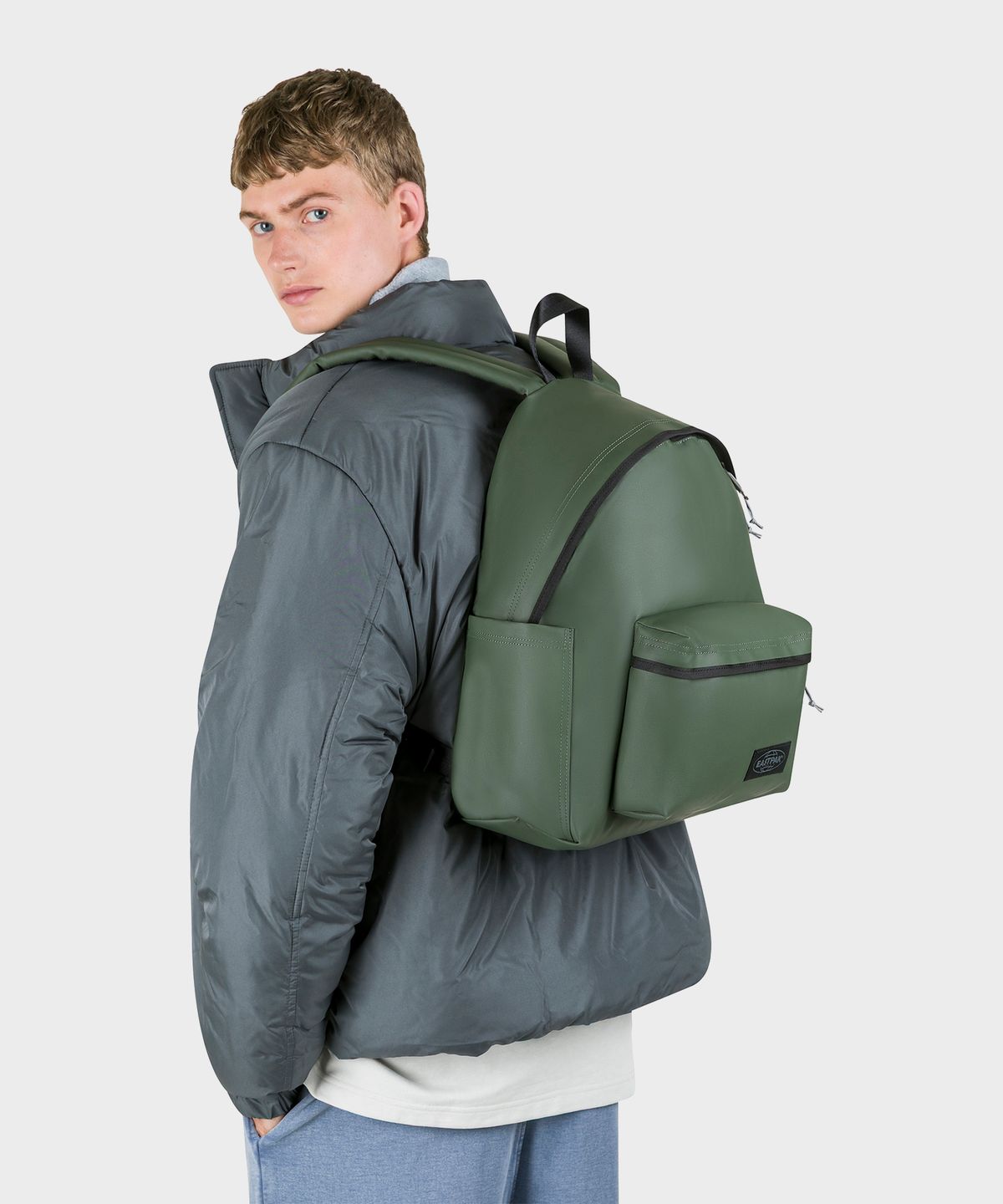 이스트팩(EASTPAK) 데이파커 Tarp Forest