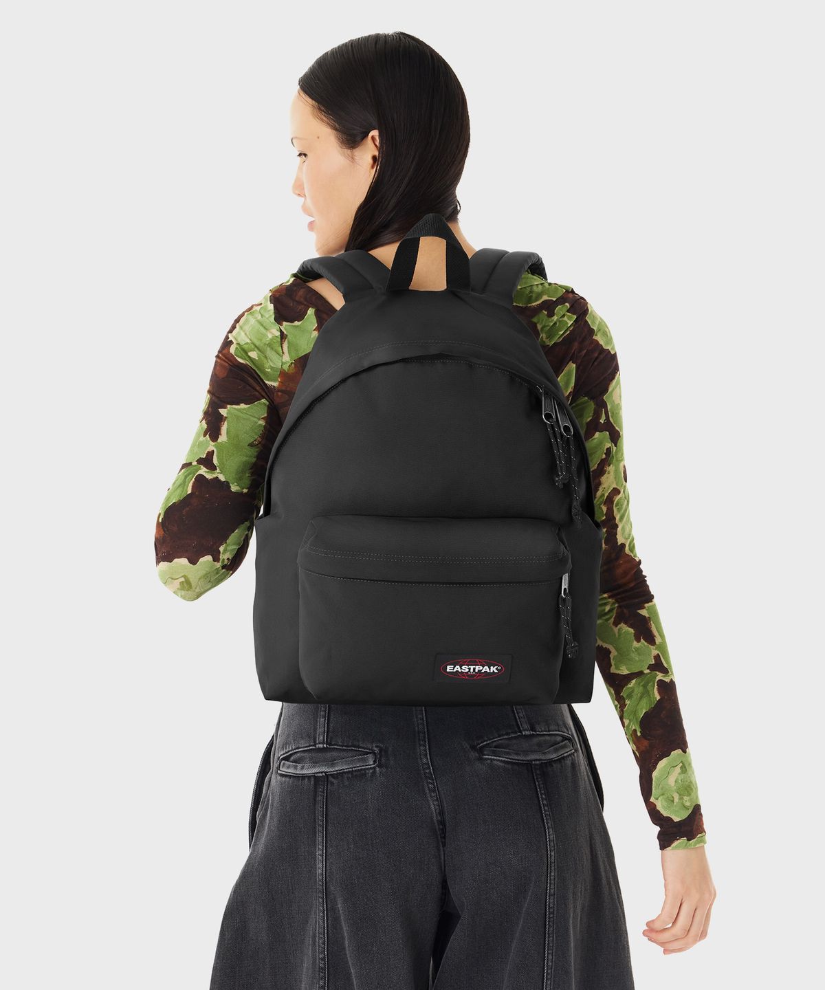이스트팩(EASTPAK) 패디드파커 Black