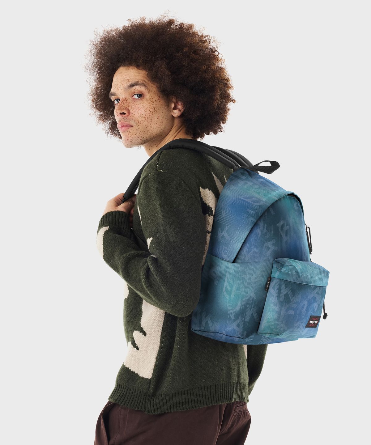 이스트팩(EASTPAK) 패디드파커 Letter Dye Blue