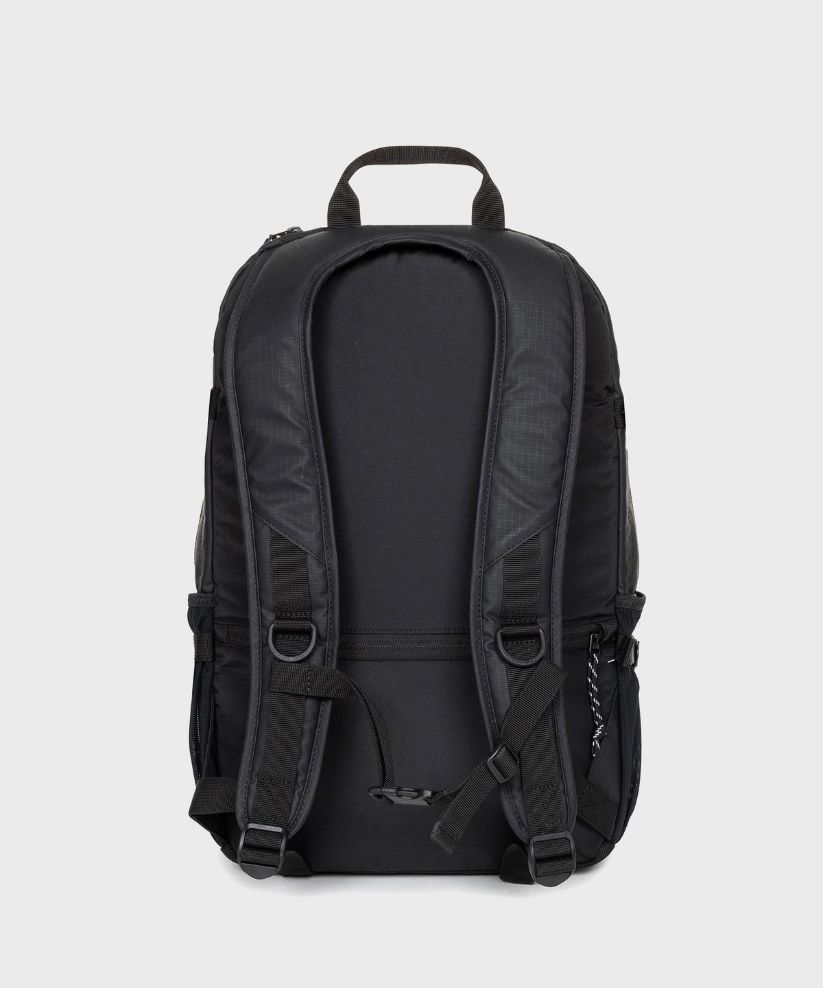 이스트팩(EASTPAK) 게리프로 CS Rip Black Coat