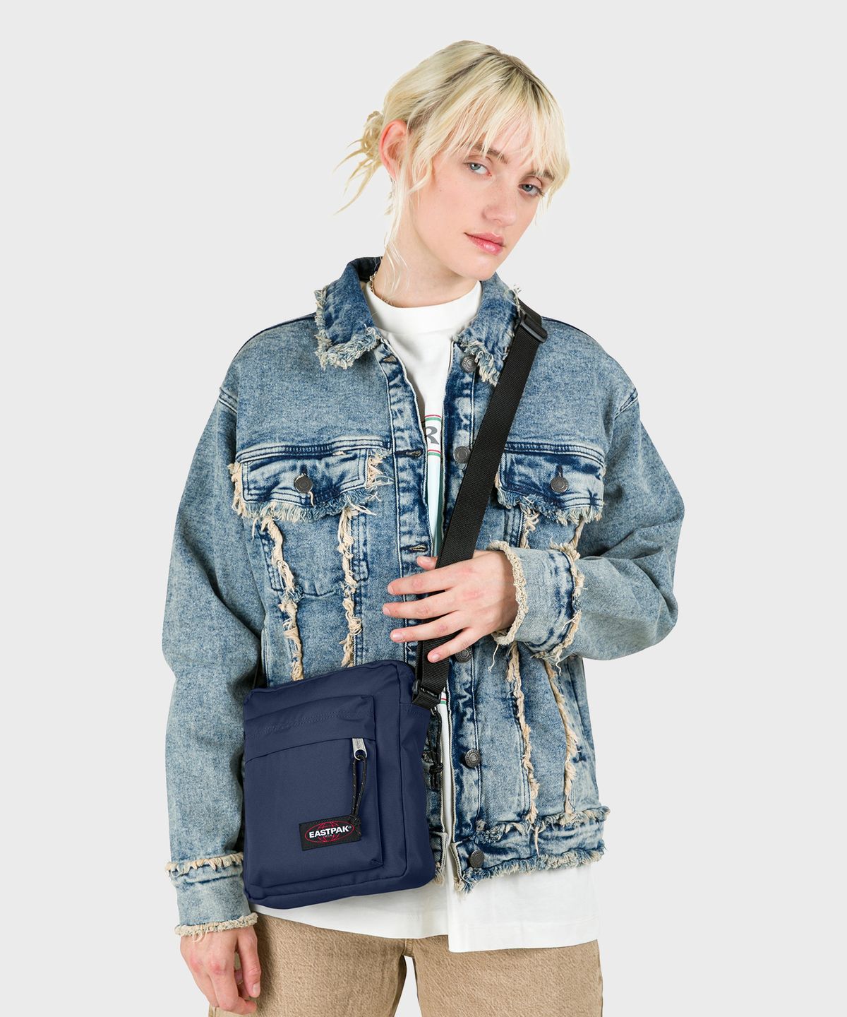 이스트팩(EASTPAK) 아케이트미니백 Nighttime Navy
