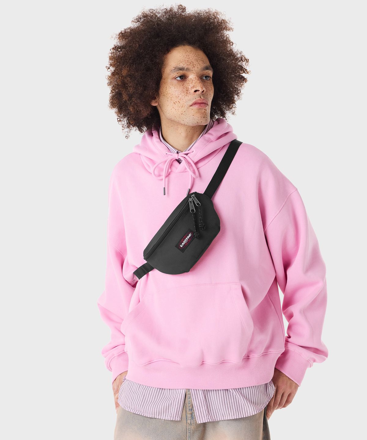 이스트팩(EASTPAK) 스프링거 Black