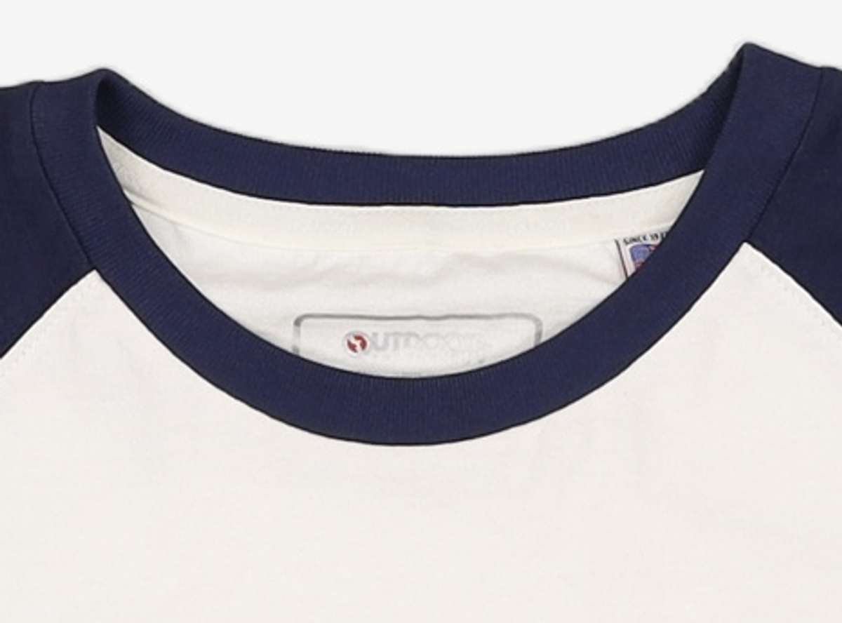 아웃도어 프로덕츠(OUTDOOR PRODUCTS) 스몰로고 래글런 크롭 반팔 티셔츠 RAGLAN CROP TS FREE