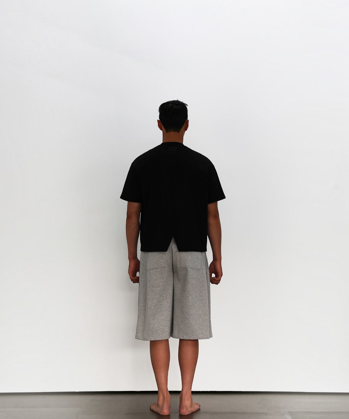 엑세스(XX) XX Back Slit Crop Over Short Sleeve T-shirt Black
