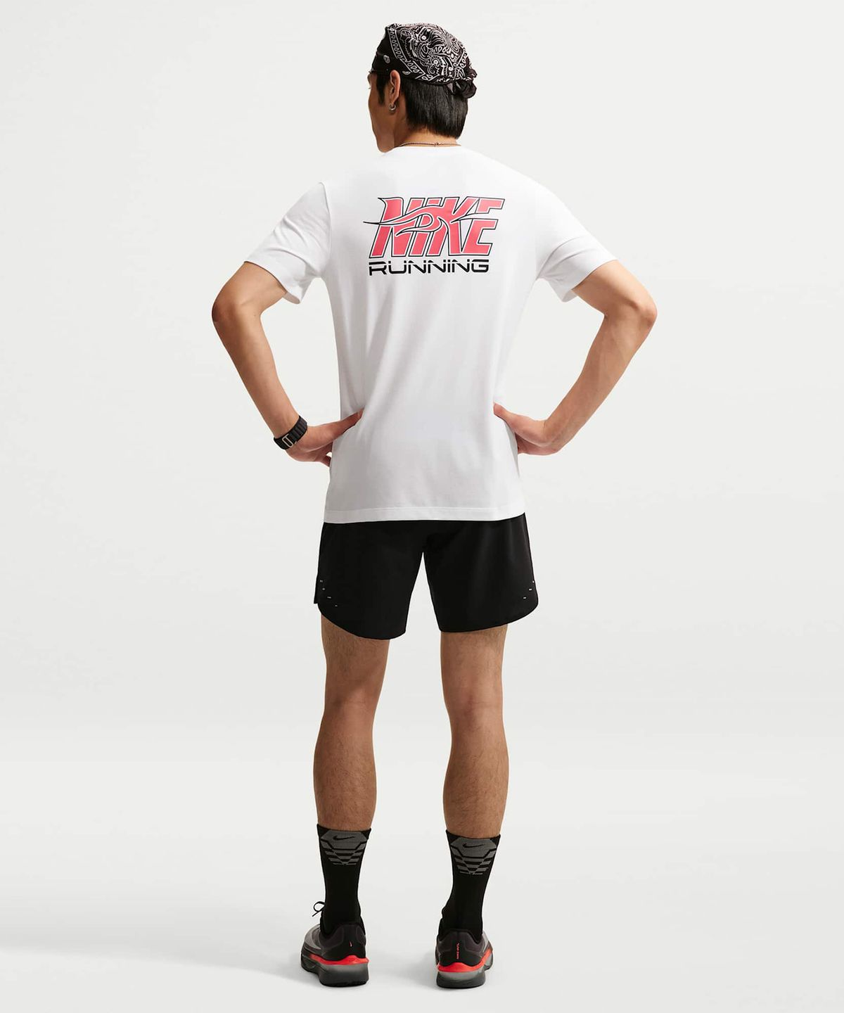 나이키(NIKE) 드라이 핏 러닝 티셔츠 M - 화이트:퓨전 레드:블랙 / IM5320-100