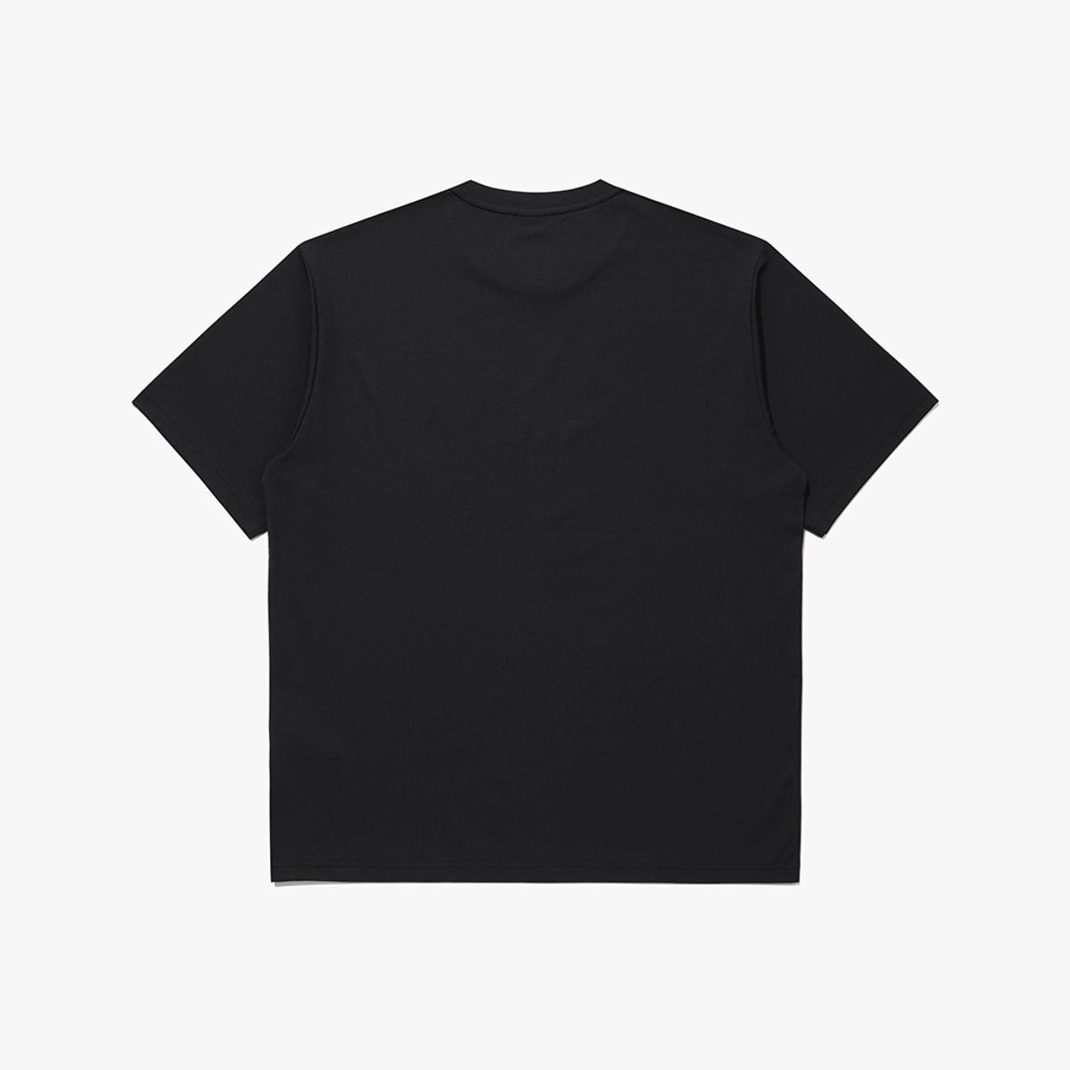 디아도라(diadora) 에어텍스 로고 반팔 티셔츠 BLACK