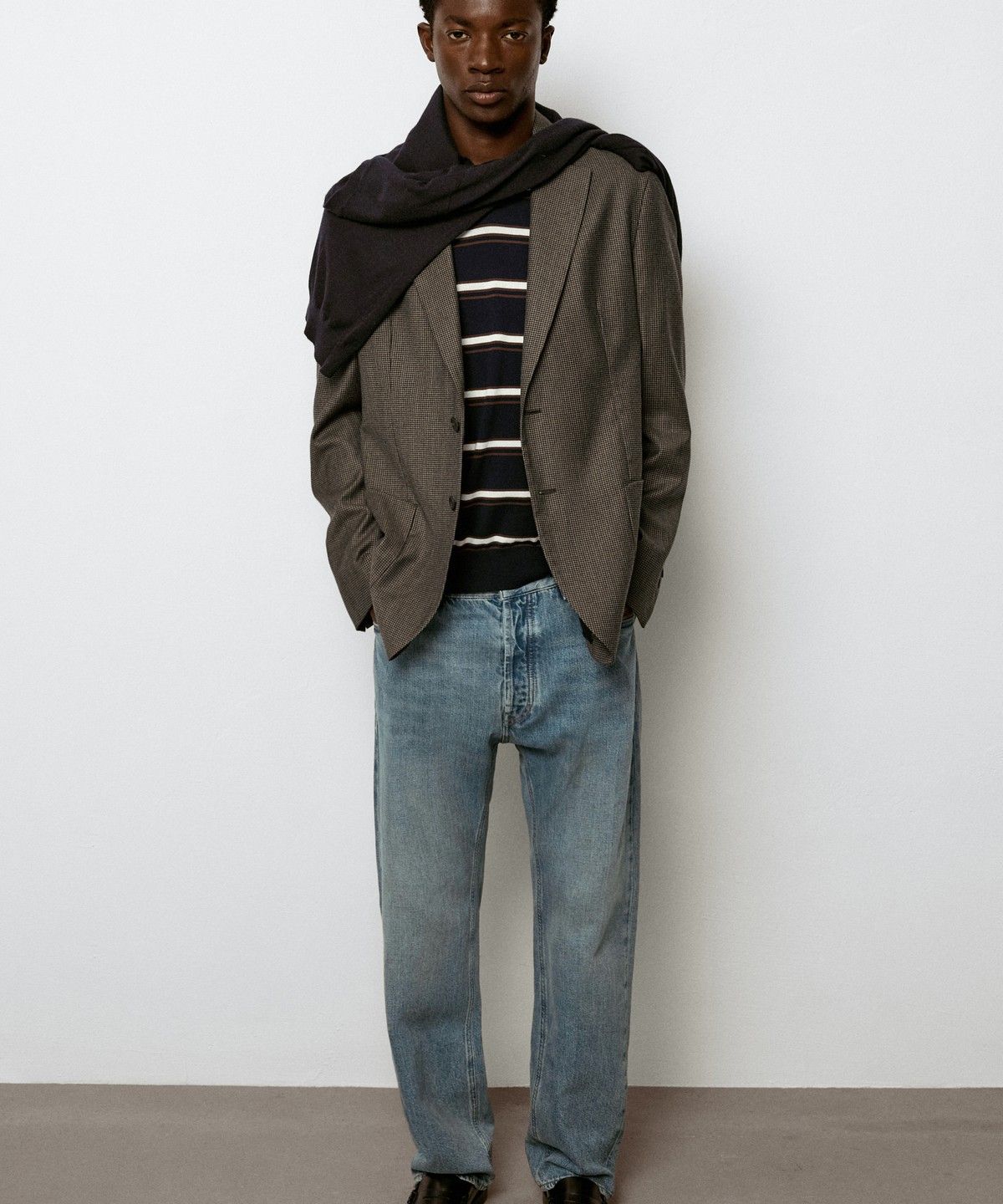마시모두띠(MASSIMO DUTTI) 스트레이트 핏 진