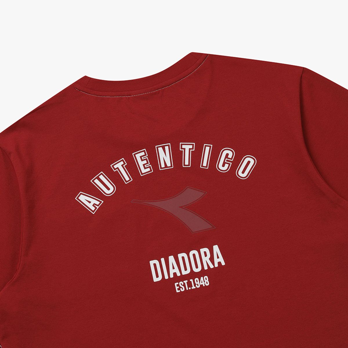 디아도라(diadora) 에어텍스 포켓 반팔 티셔츠 RED