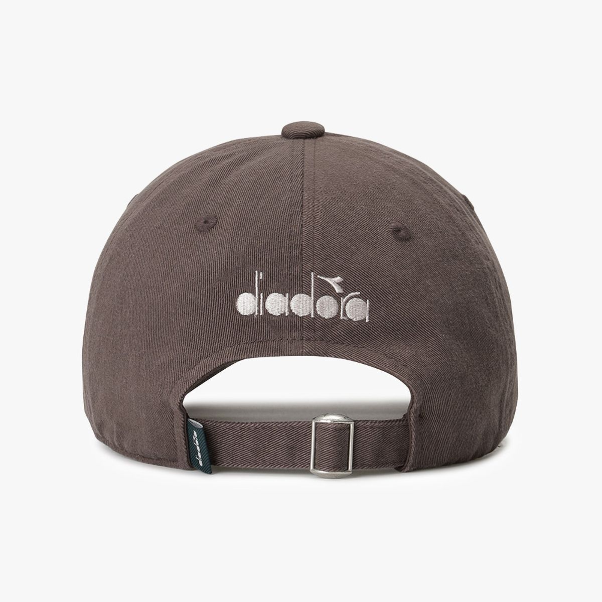디아도라(diadora) 에센셜 워싱 볼캡 BROWN