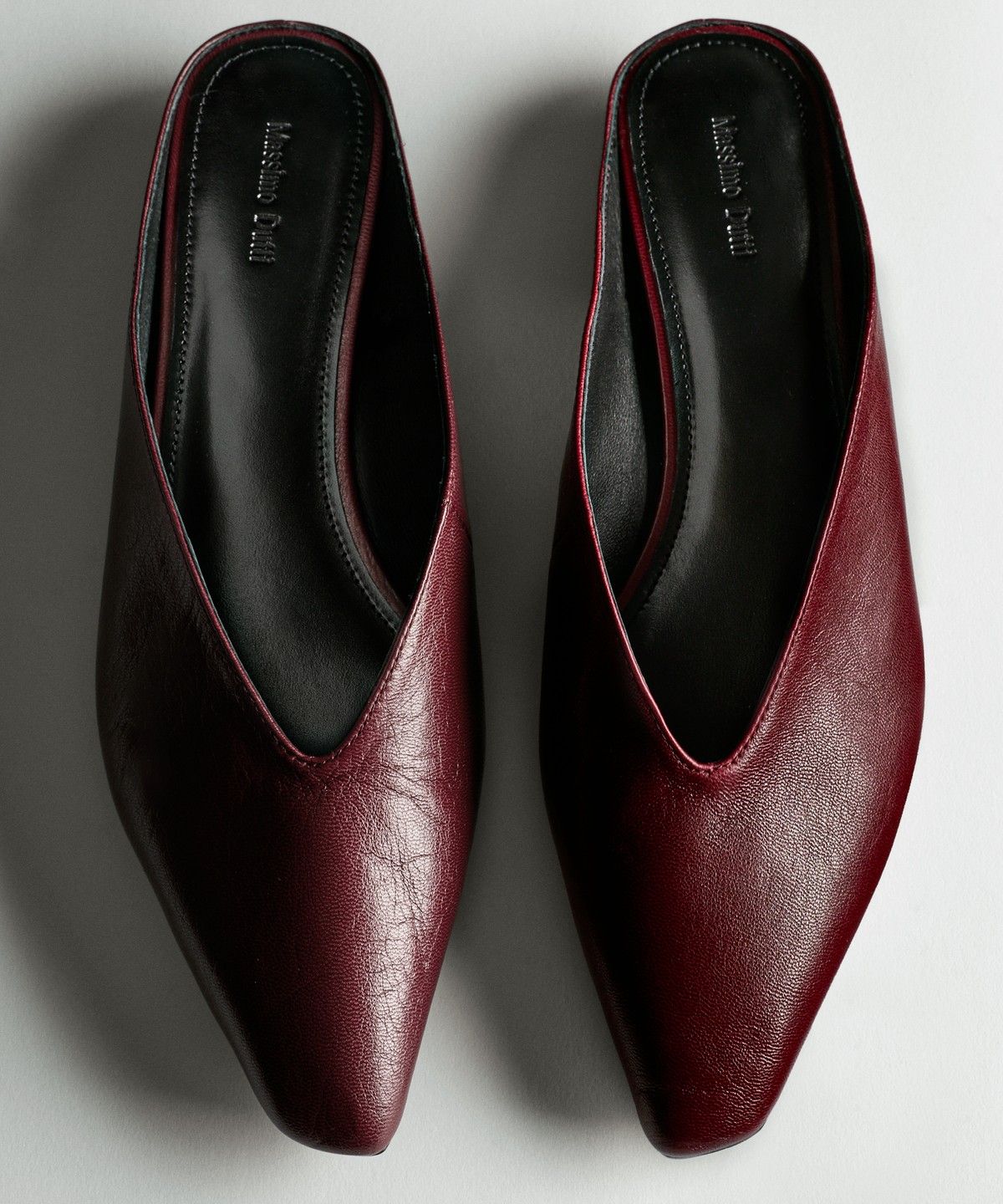 마시모두띠(MASSIMO DUTTI) 소프트 가죽 뮬