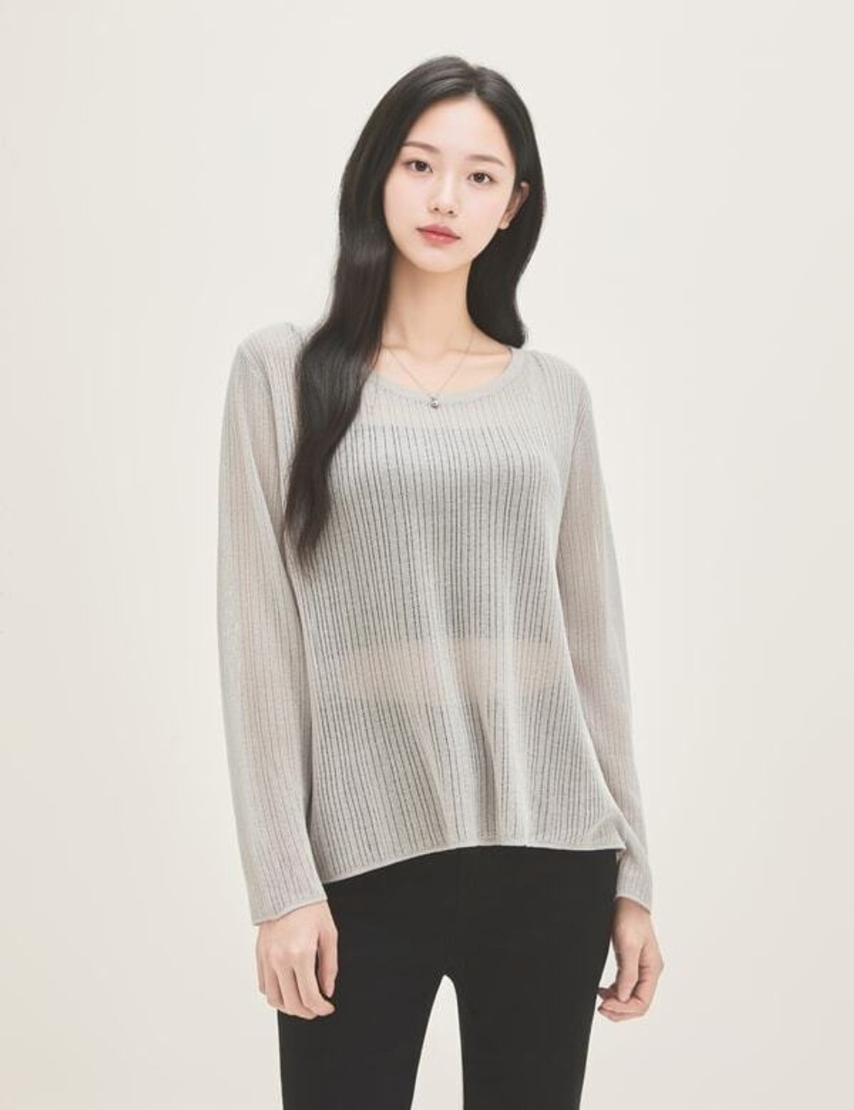 로엠(ROEM) 백단추 시스루 긴팔 풀오버 RMKAG38R13