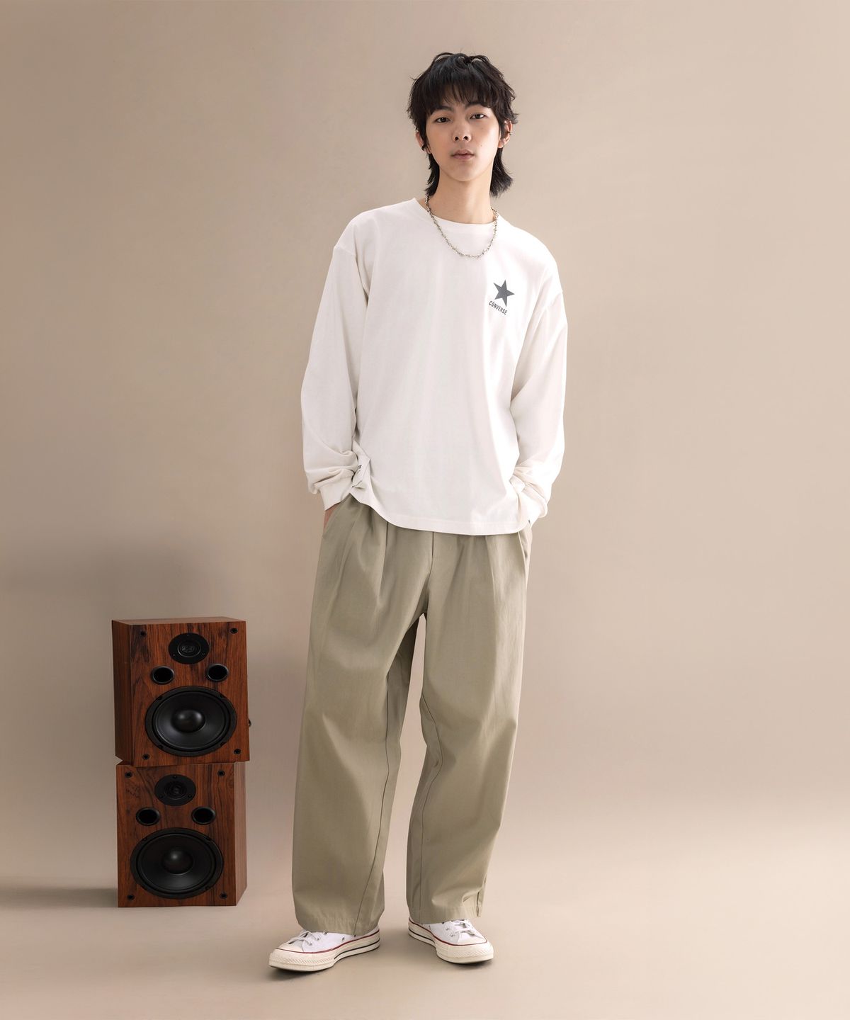 컨버스(CONVERSE) 그래픽 롱슬리브 티셔츠 에그렛 UCK060-W2Y