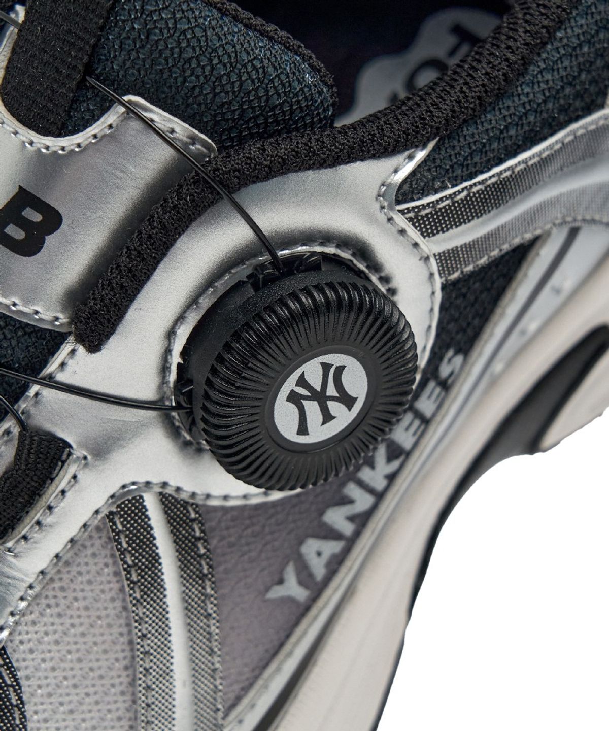 엠엘비 키즈(MLB KIDS) 트랙러너 다이얼 NY (Black)