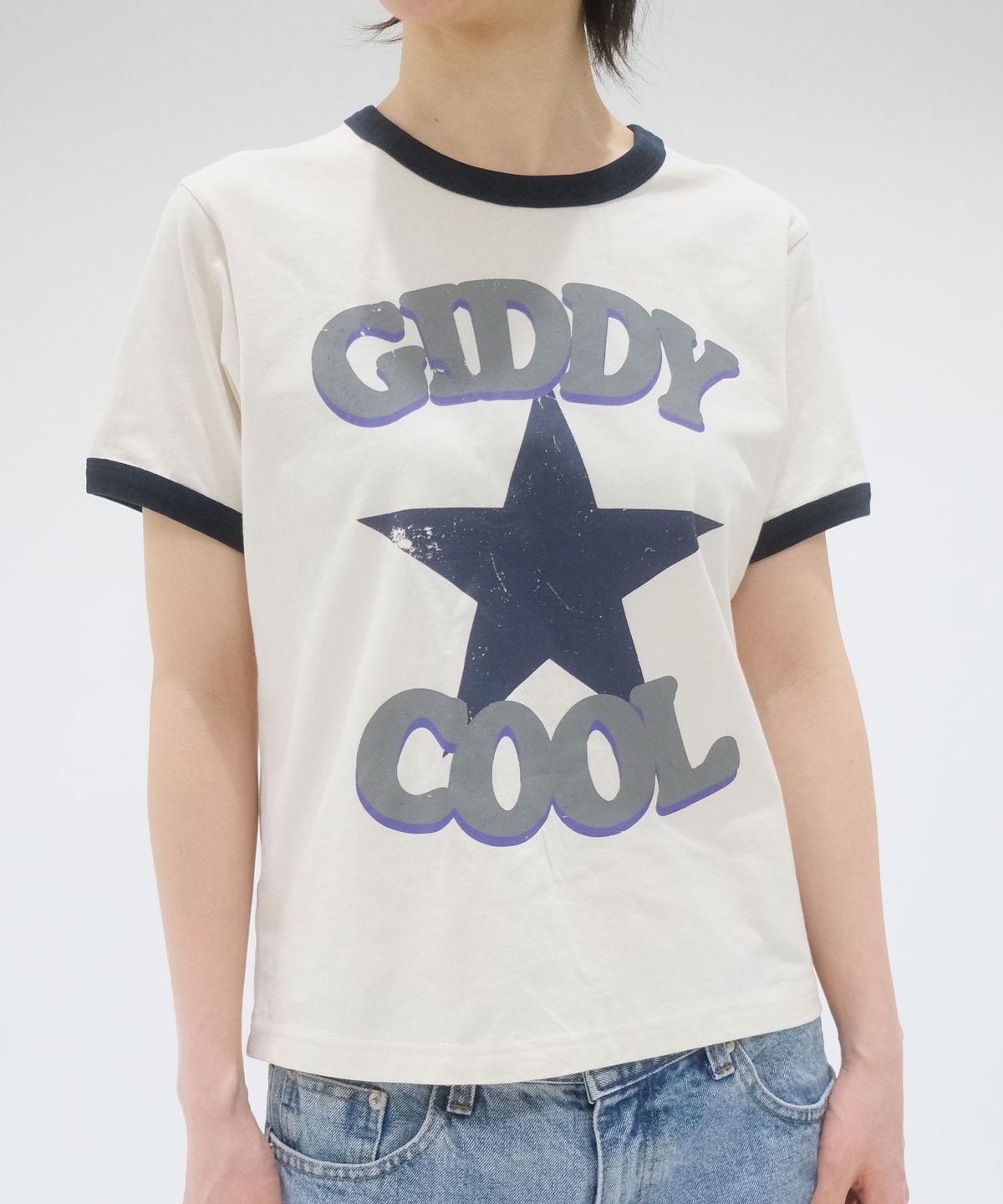이스트쿤스트(ISTKUNST) GD STAR TEE_CREAM(IK2EMMT523A)