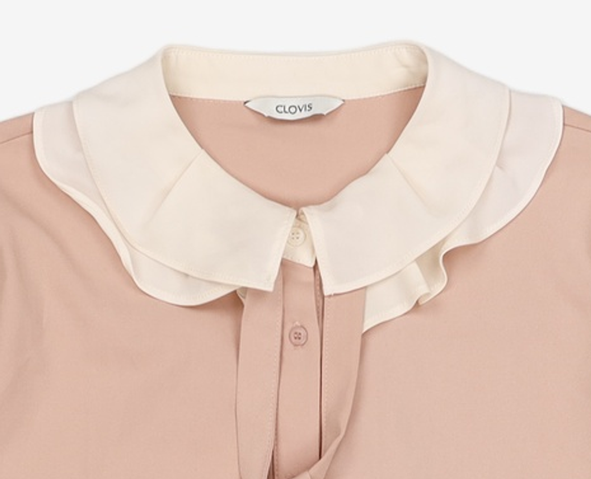 클라비스(CLOVIS) 배색 프릴넥 블라우스 (2colors) CVBWA1202Q 88