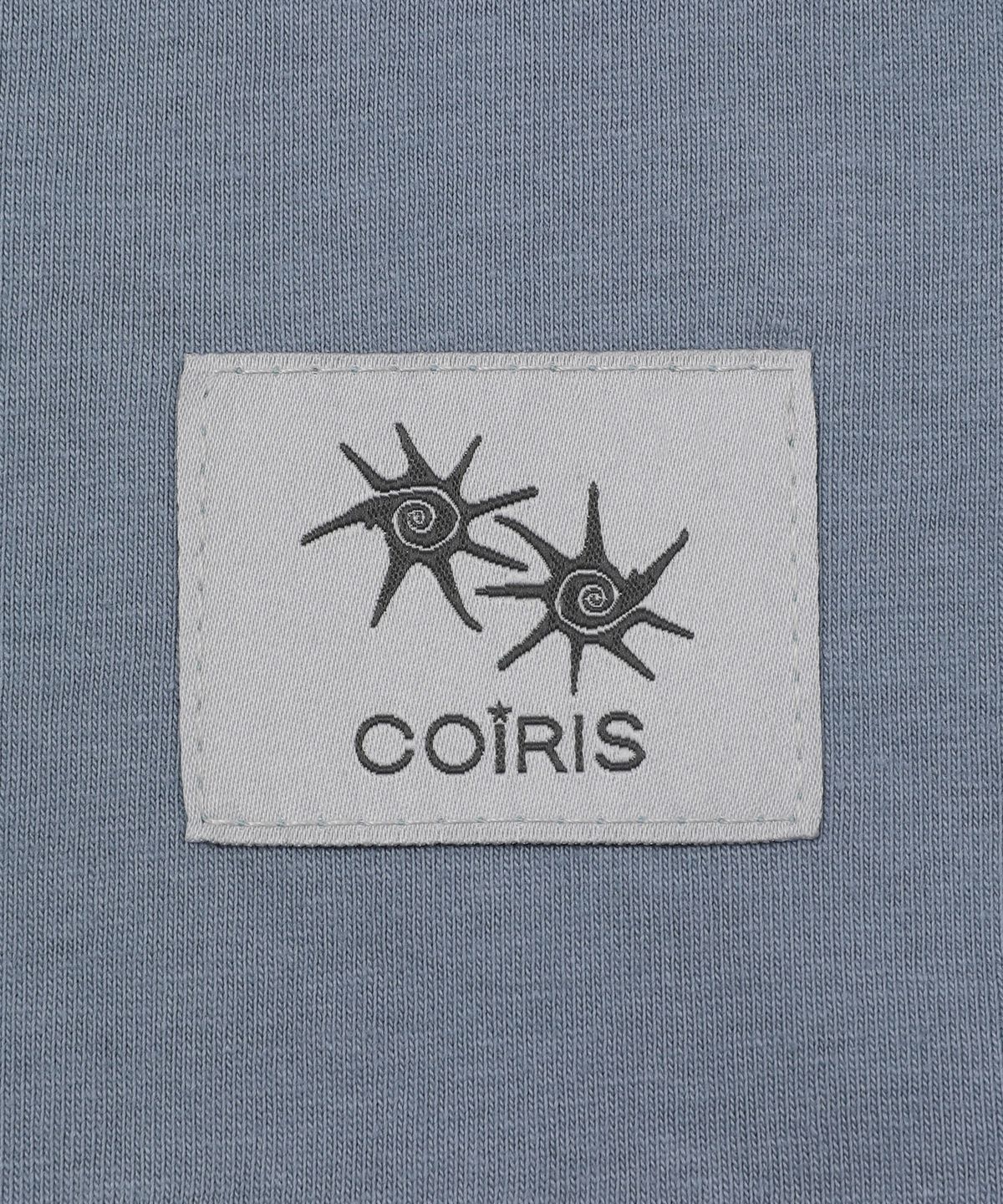 코이리스(COIRIS) 라베오 도트 아플리케 로고 코튼 반팔 티 (2컬러)