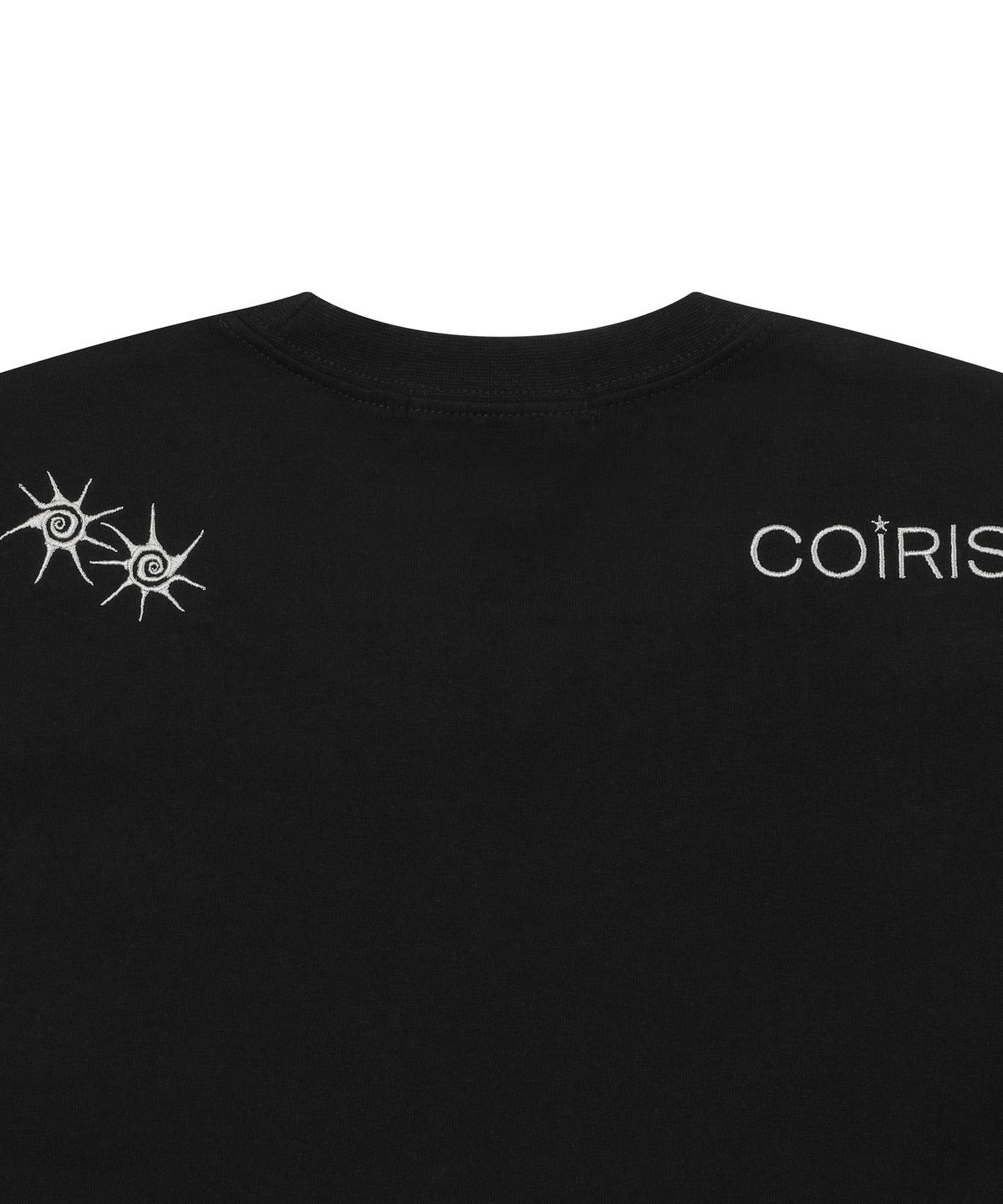 코이리스(COIRIS) 라베오 도트 아플리케 로고 코튼 반팔 티 (2컬러)