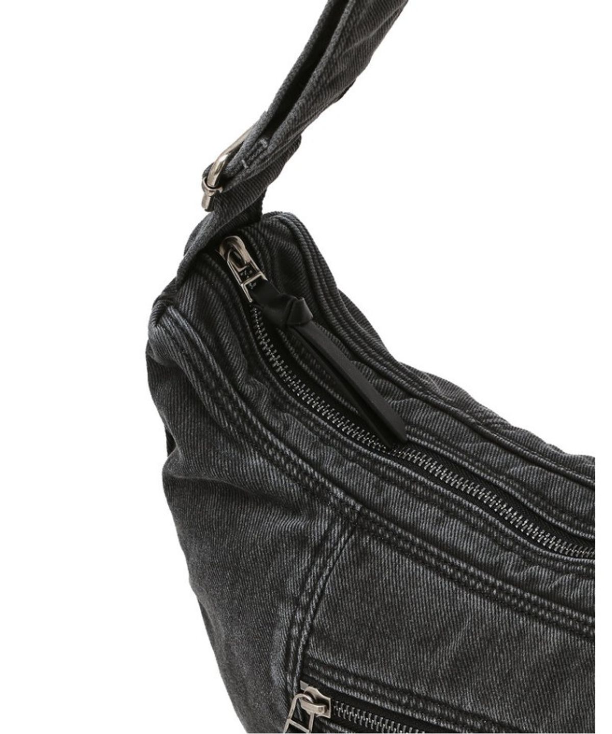 질스튜어트 맨 액세서리(JILLSTUART MEN ACC) [워싱 데님][Washing Denim] 다크그레이 호보 크로스백 JUBA6F114G2