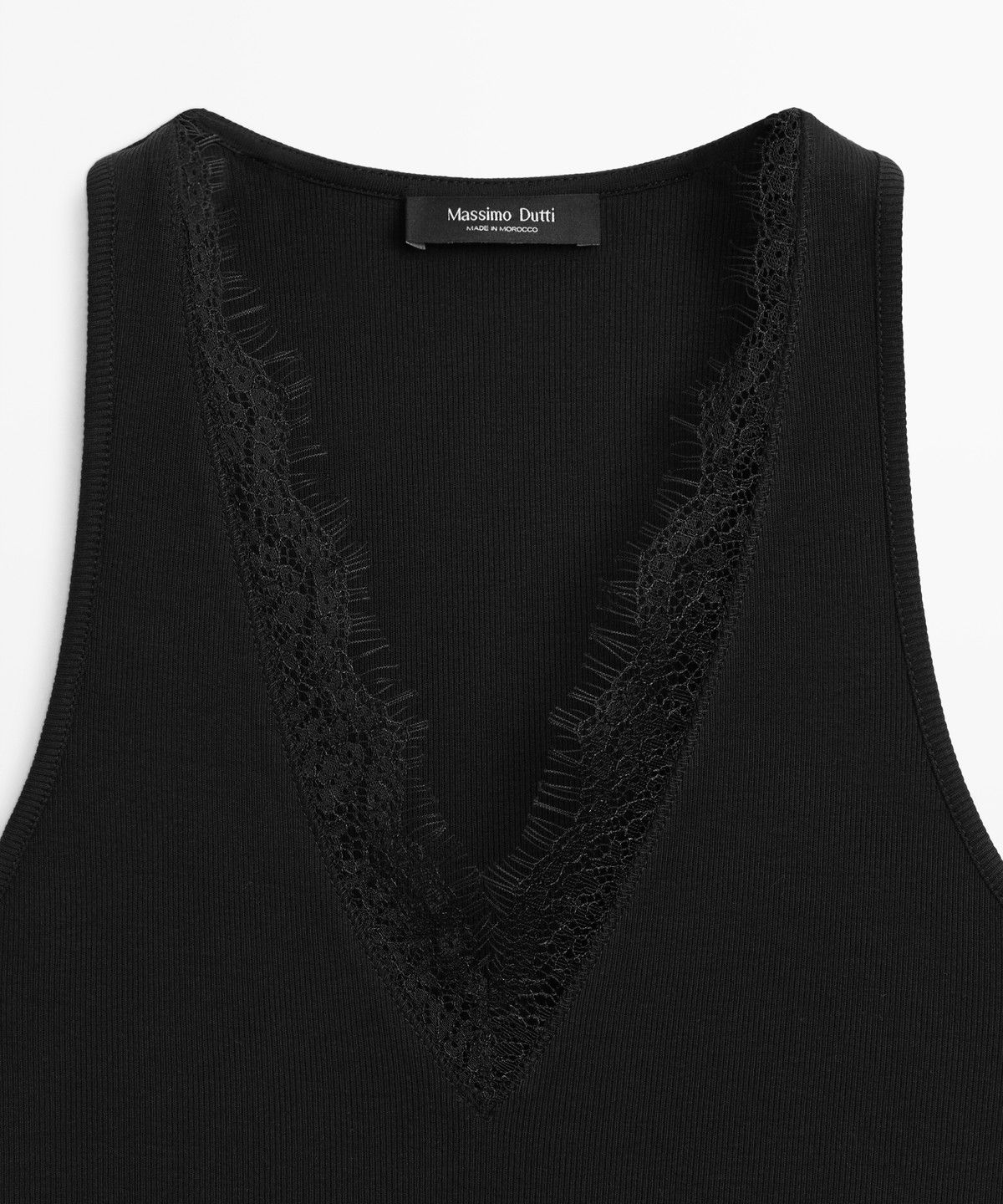 마시모두띠(MASSIMO DUTTI) 레이스 디테일 브이넥 탑