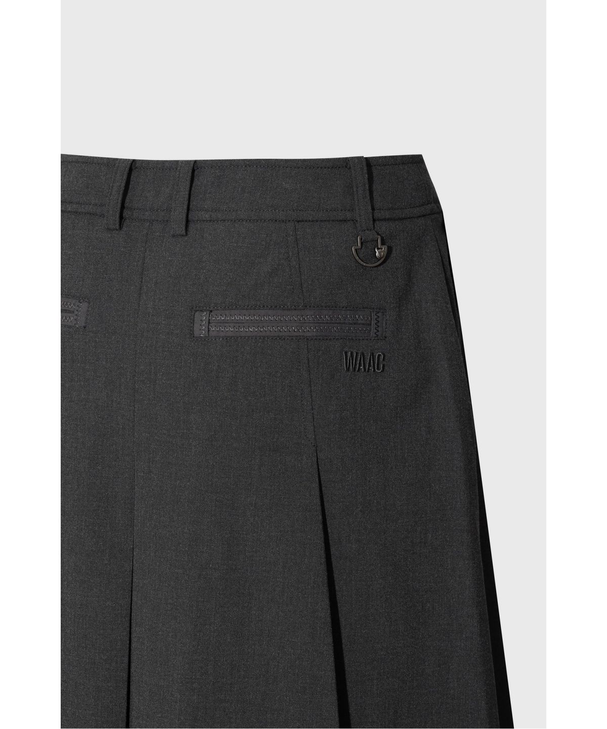 왁(WAAC) Women Pleats bernuda pants WWPNA26603GYD