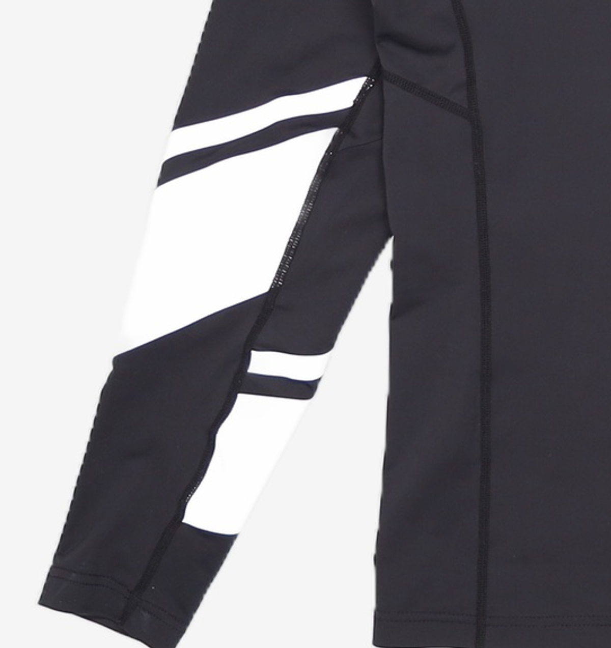 데상트(DESCENTE) [데상트] [40% OFF]남성 슬림핏 래쉬가드 자켓 (S9221EKT51) 95