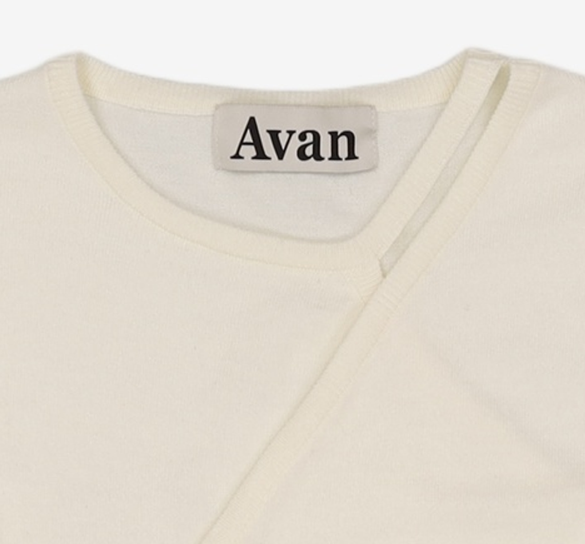 아반(AVAN) 니트/스웨터