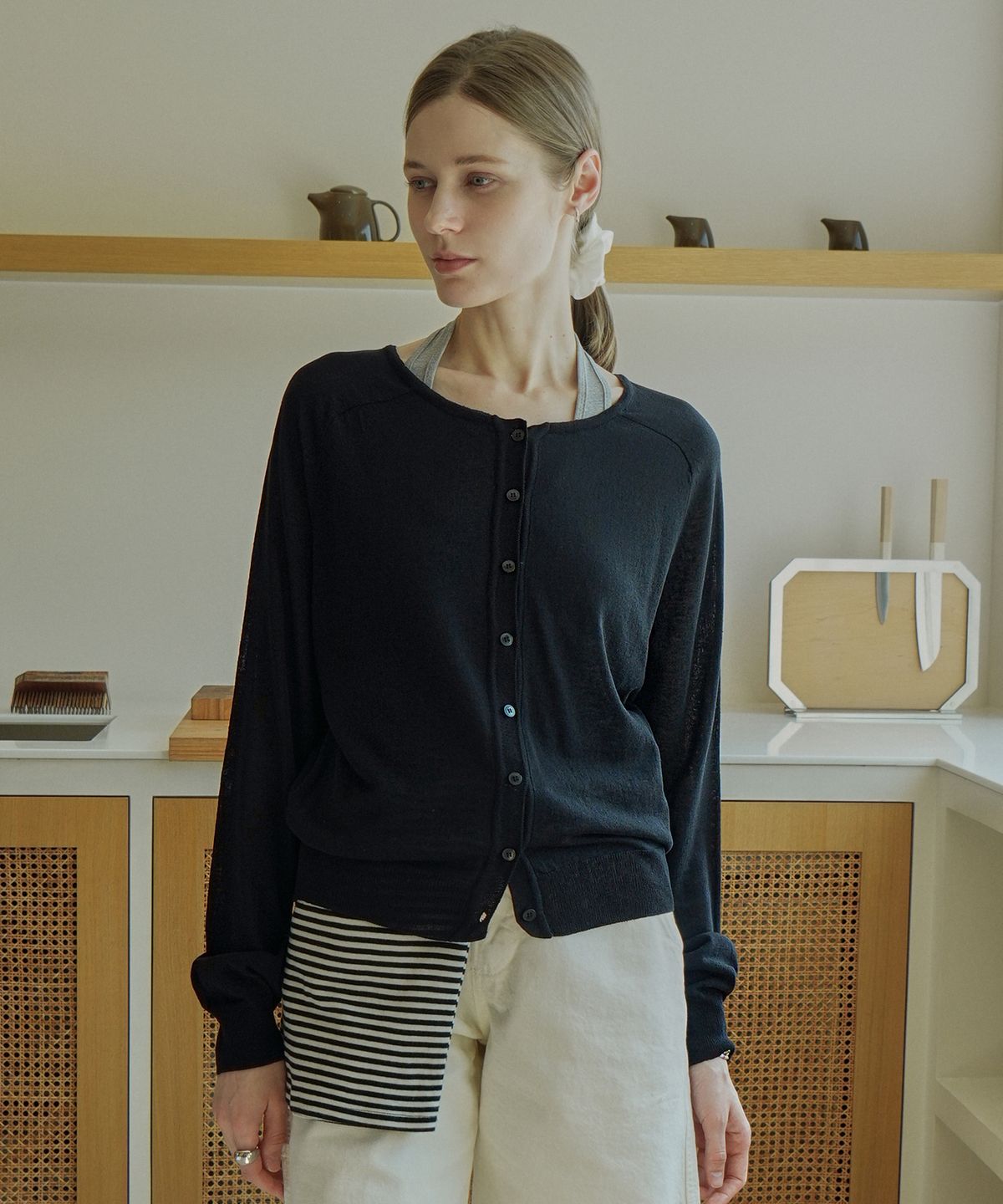 블레티(VLETI) Linen Blend Raglan Button Knit Cardigan (black)