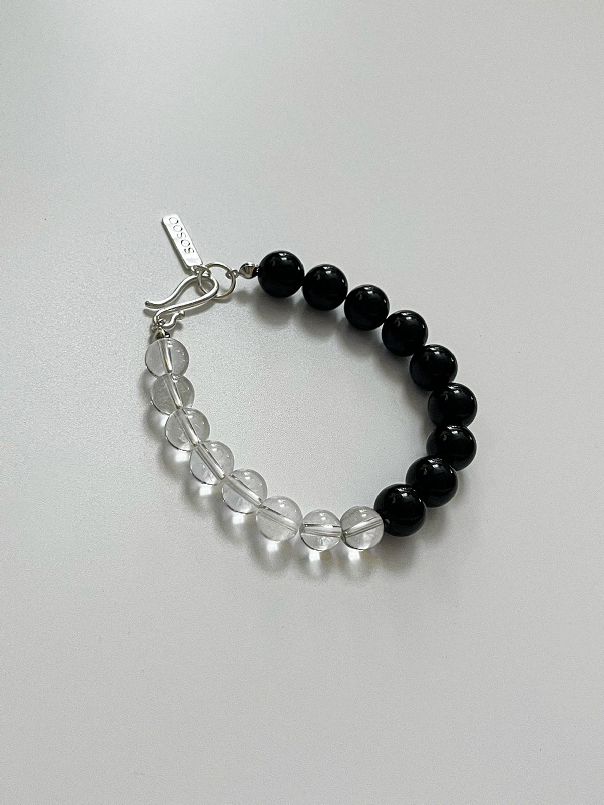 소수(SOSOO) Two Mix Gemstone Toggle Bracelet [Clear]