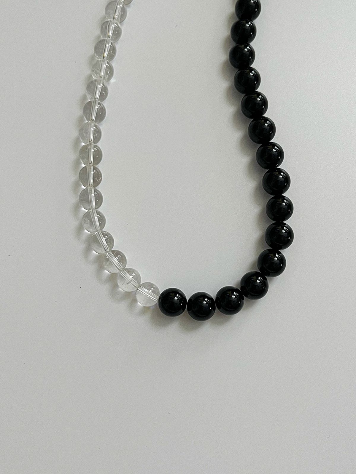 소수(SOSOO) Two Mix Gemstone Toggle Necklace [Clear]